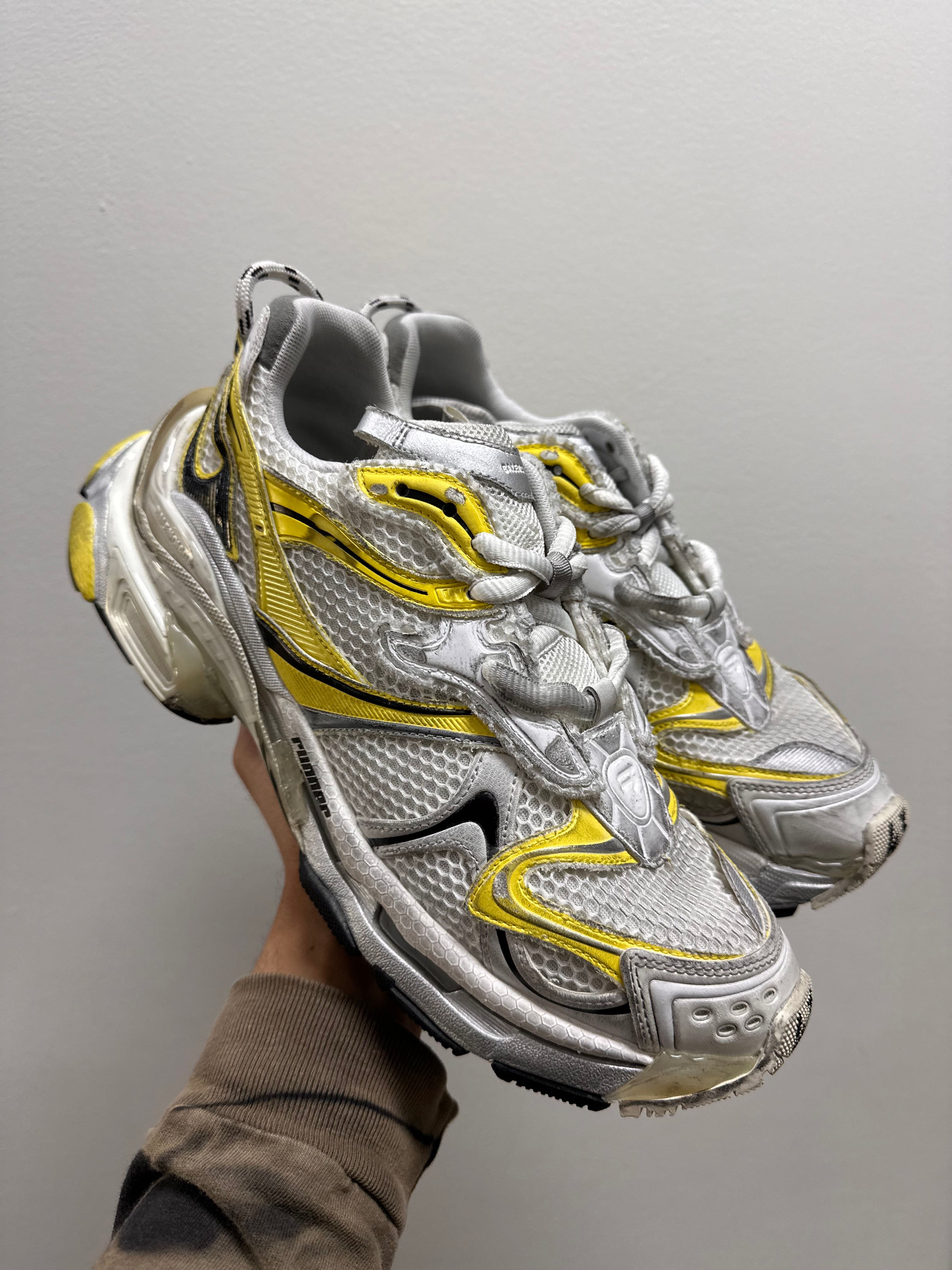 Balenciaga Runner 2.0 Mesh