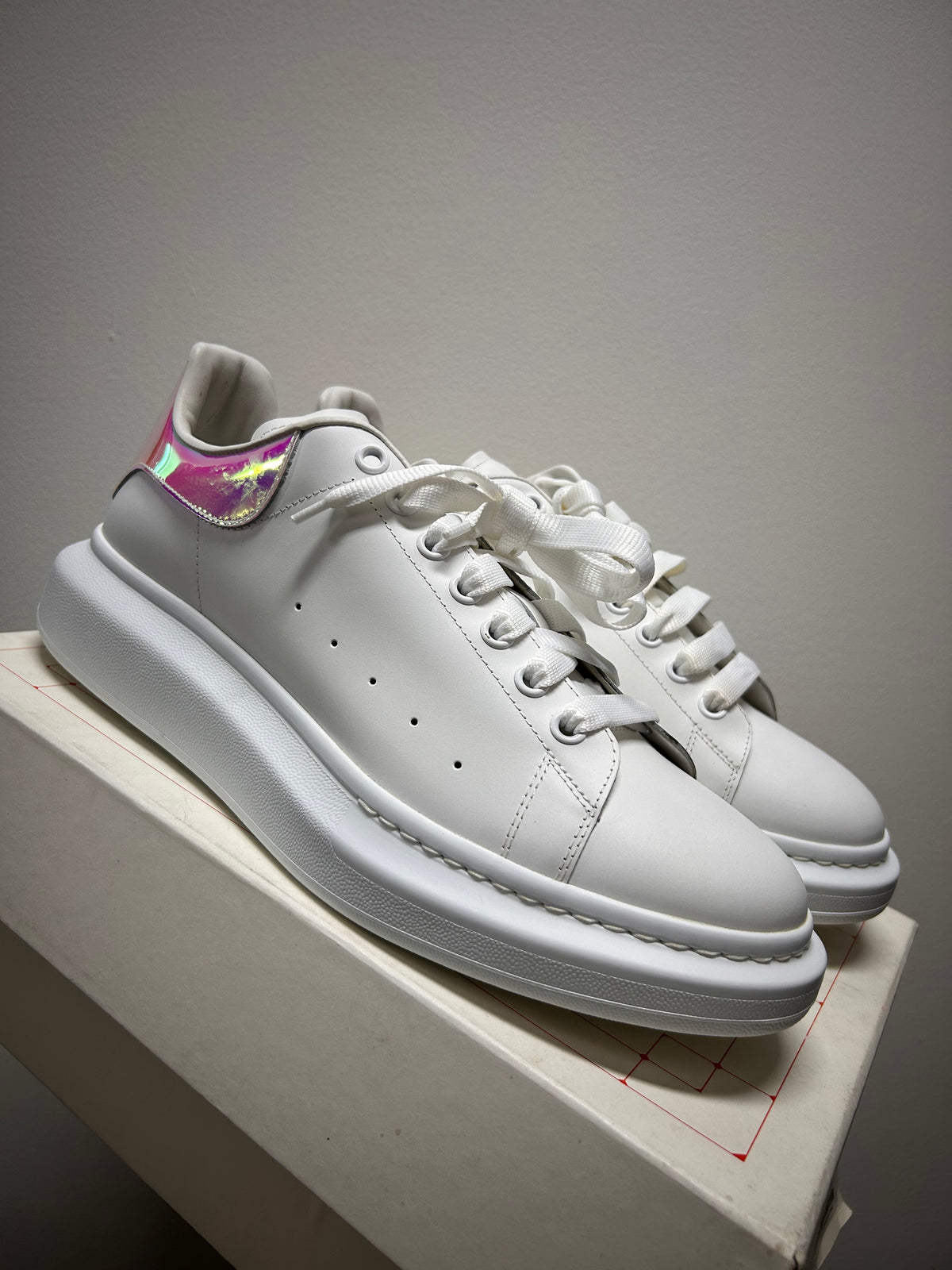 Alexander McQueen Oversized Sneaker 'White Iridescent'
