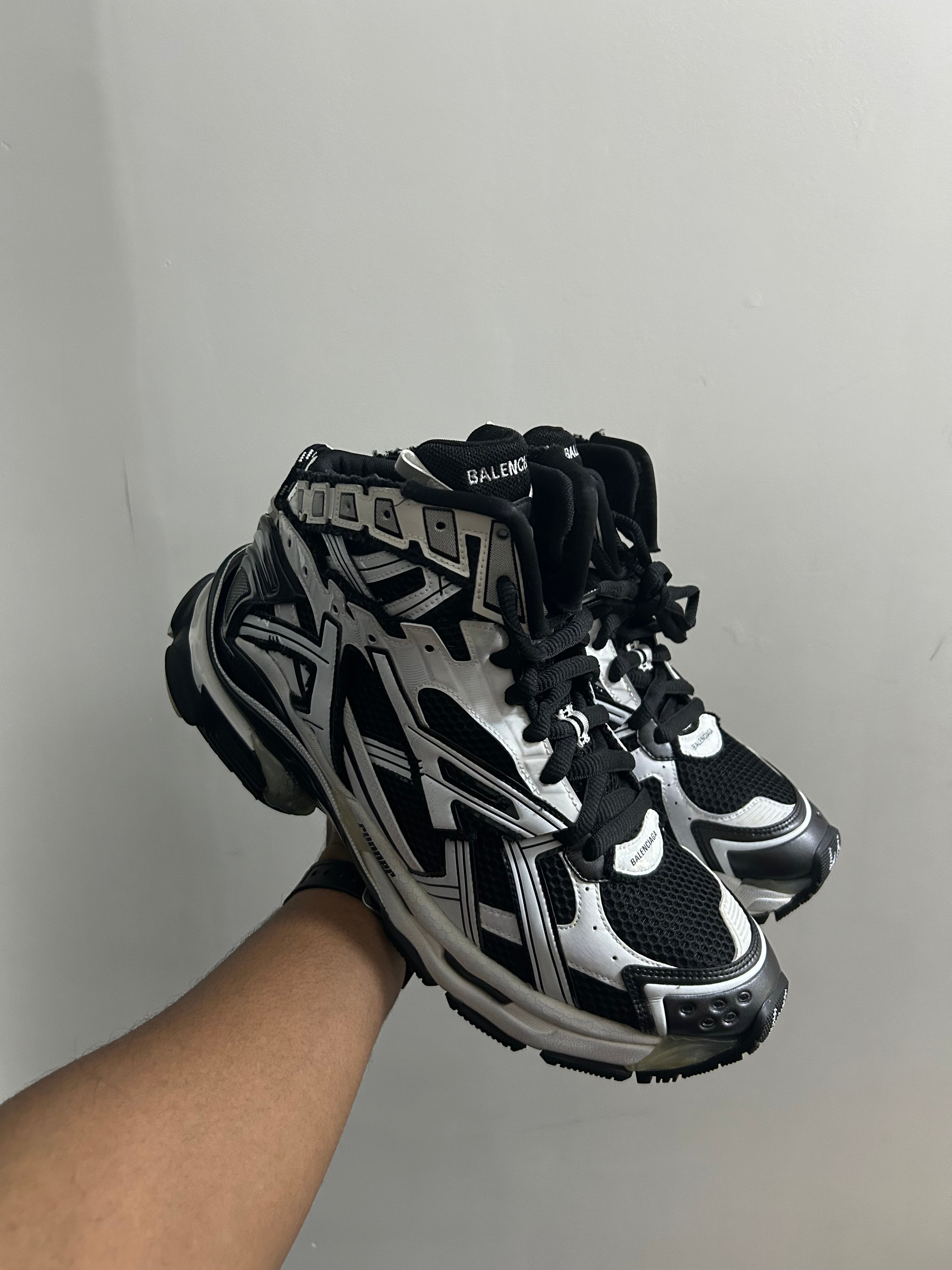 Balenciaga Runner High White Black