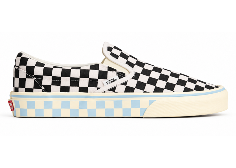 Vans Classic Slip-On Checkerboard Shoe Checkerboard Pale Petal Pink / Black