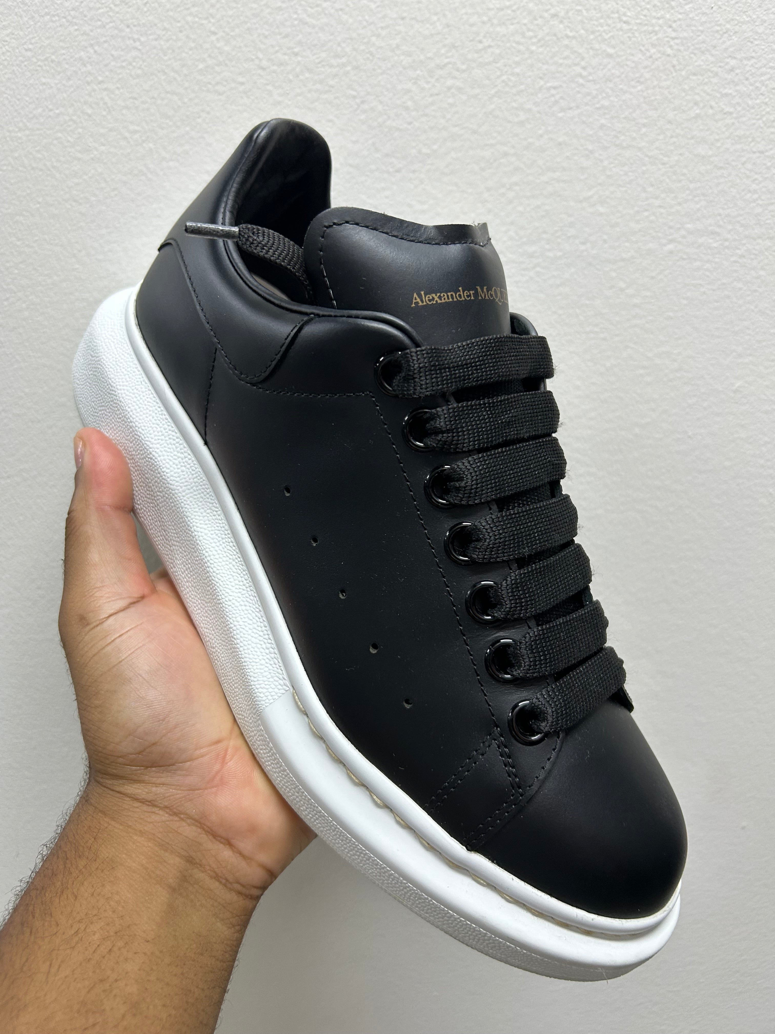 Alexander McQueen Oversized Sneaker Black