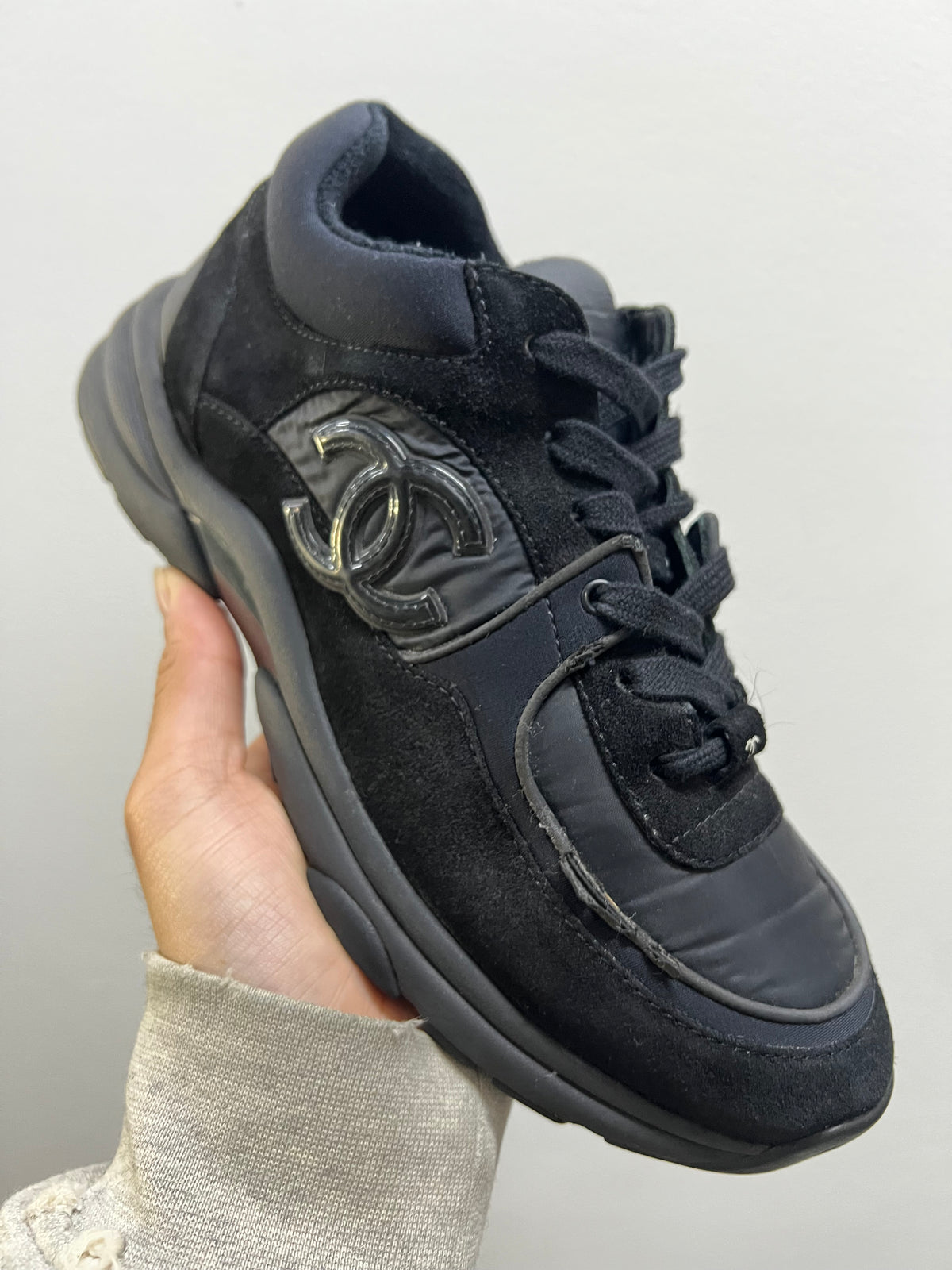 Chanel CC Logo Sneaker 'Black'