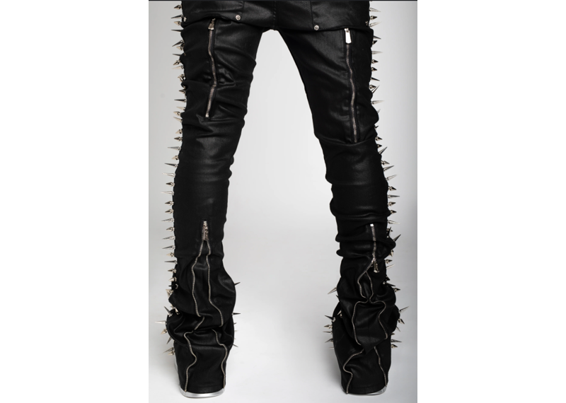 Guapi obsidian black stcked spiked