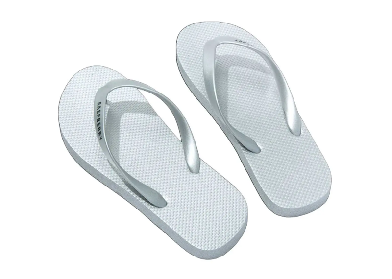 GV Gallery Raspberry Hills Platinum Flip Flops Silver