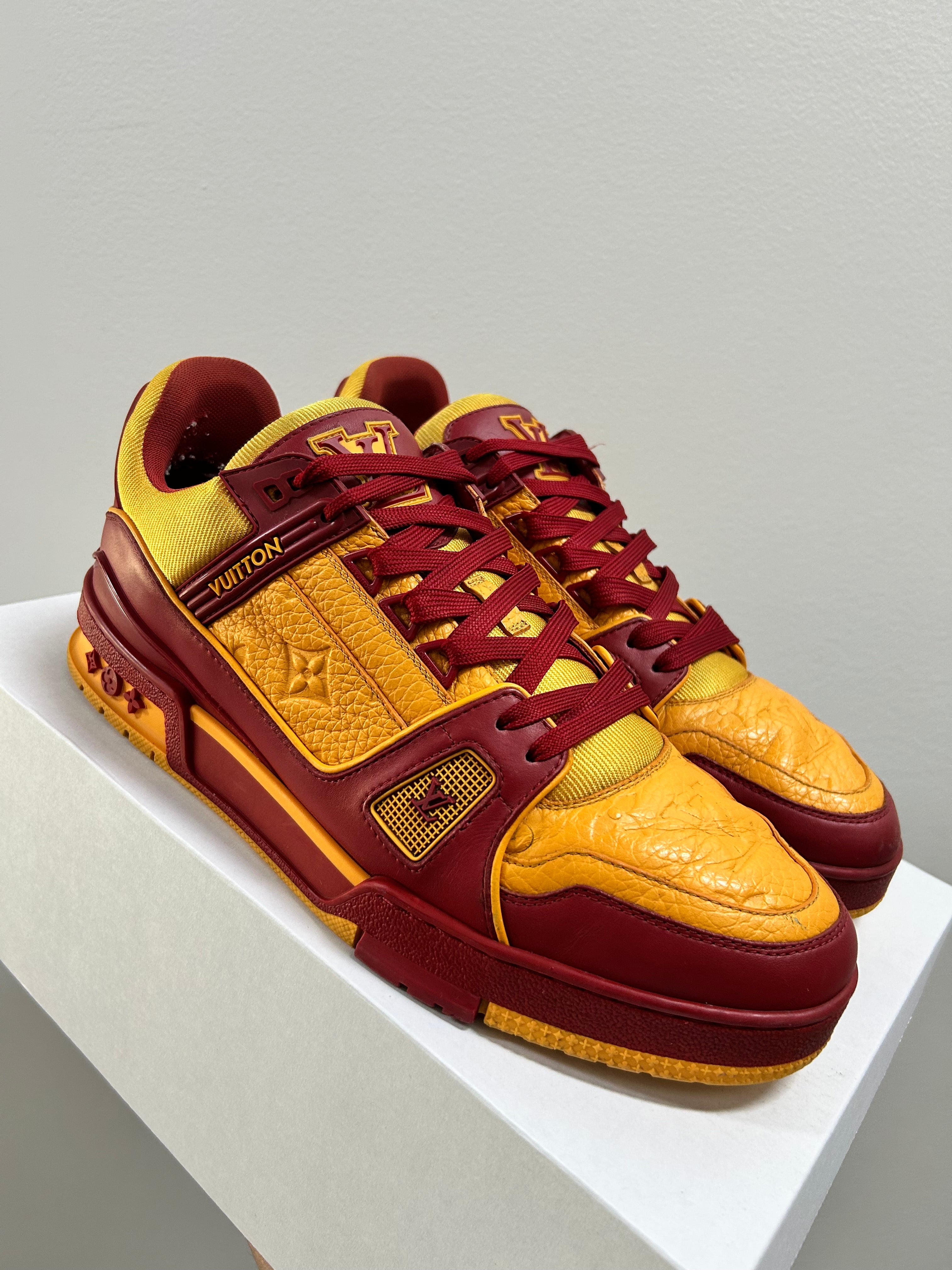 Louis Vuitton Trainer Bordeaux Red