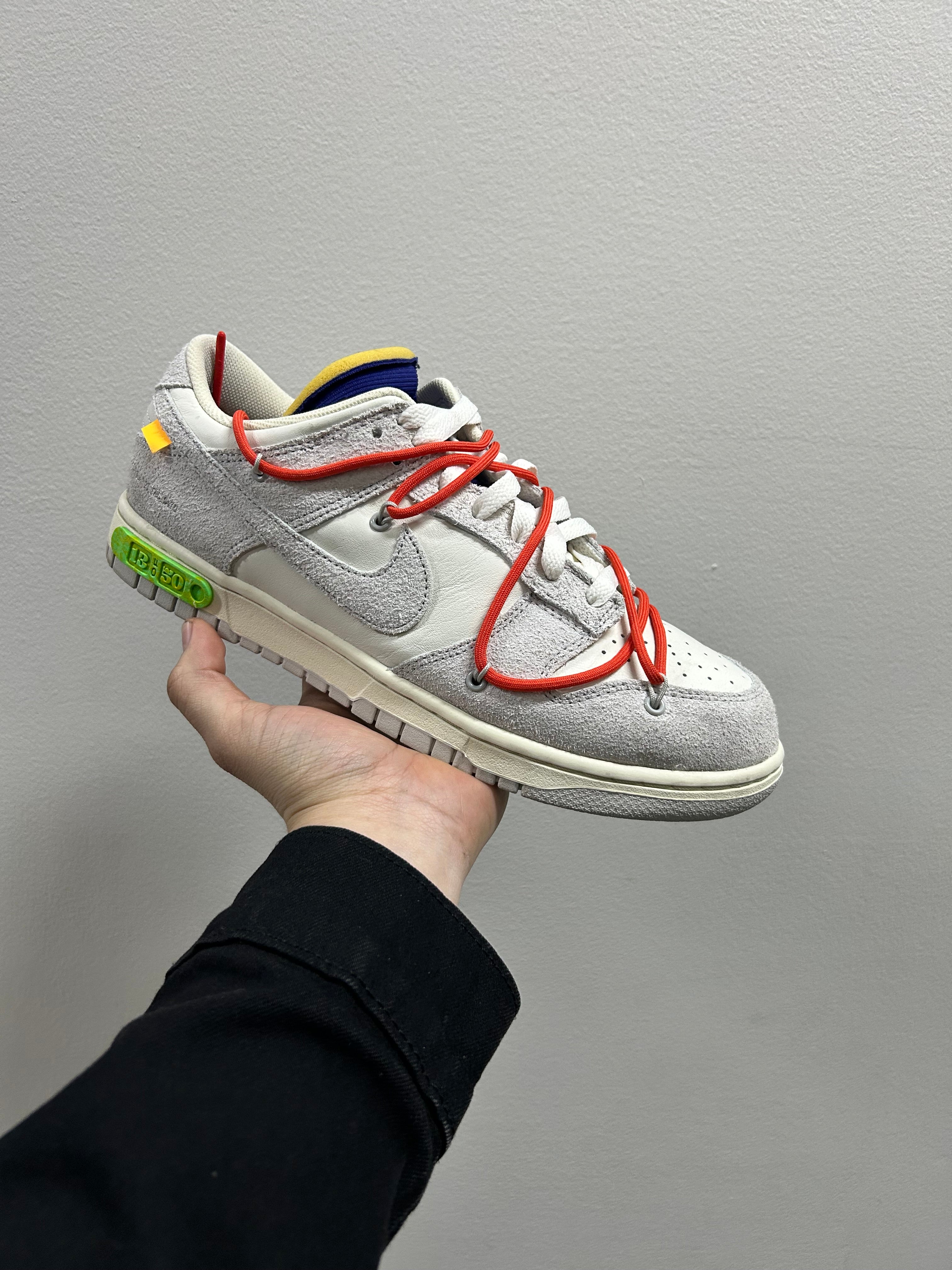 Off-White x Dunk Low Lot 13 of 50