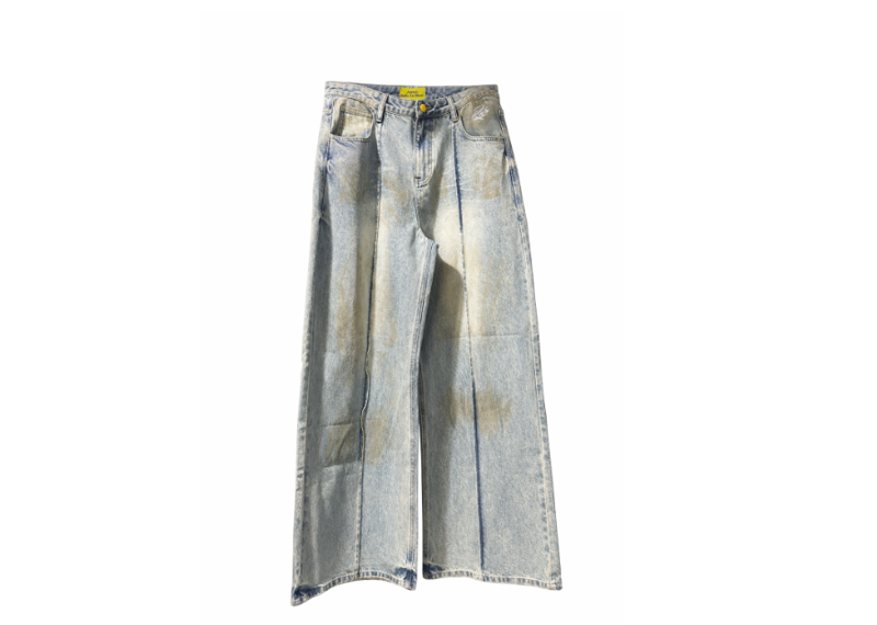 RAFU EN MASSE PLEATED LIGHT BLUE DIRTY WASH JEANS
