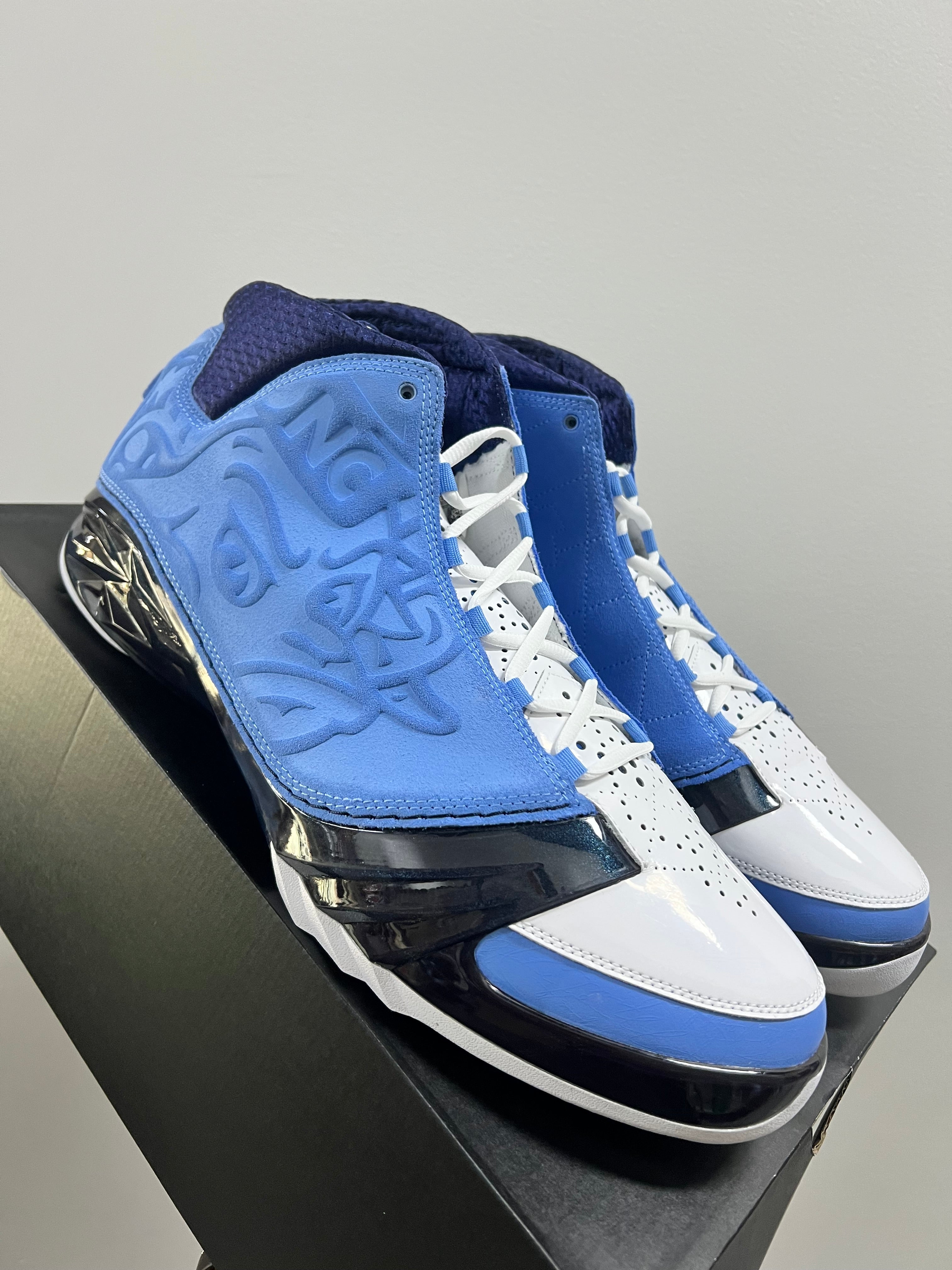 Air Jordan 23 Retro Promo UNC PE