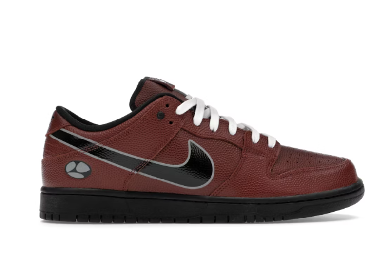 Nike SB Dunk Low Limosine Skateboards