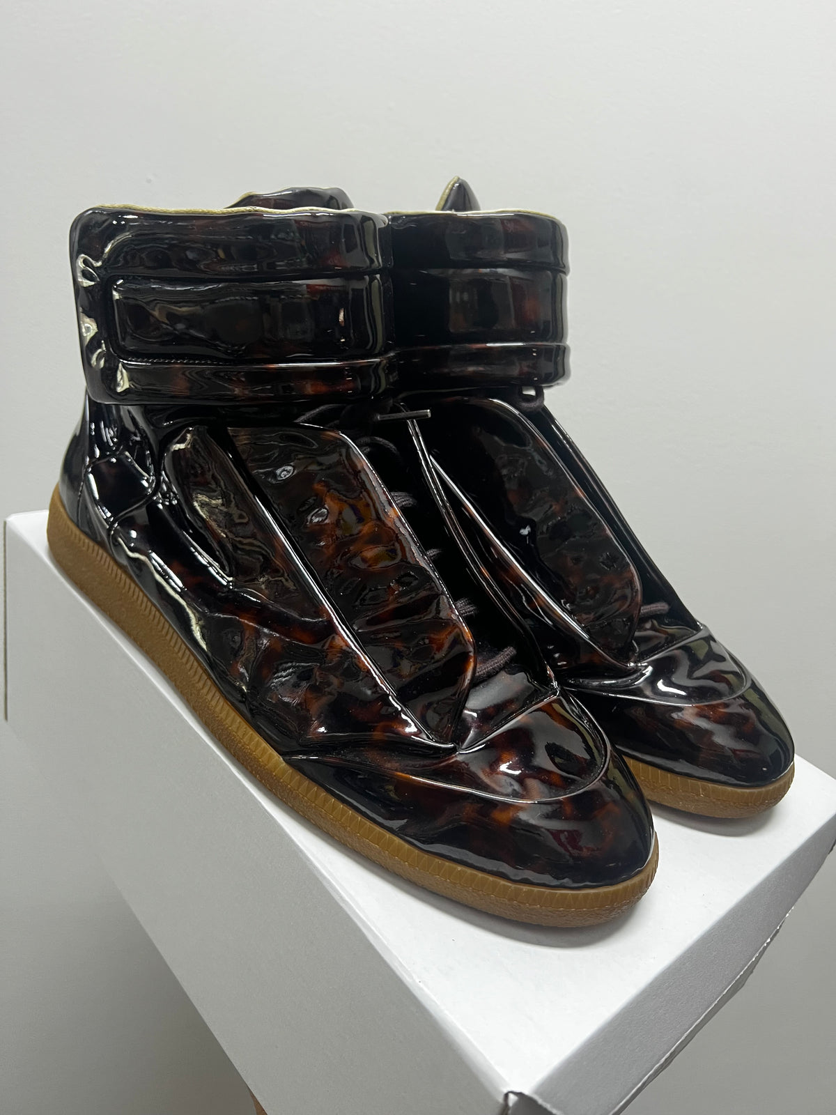 MAISON MARGIELA FUTURE TORTOISE SHELL SNEAKER