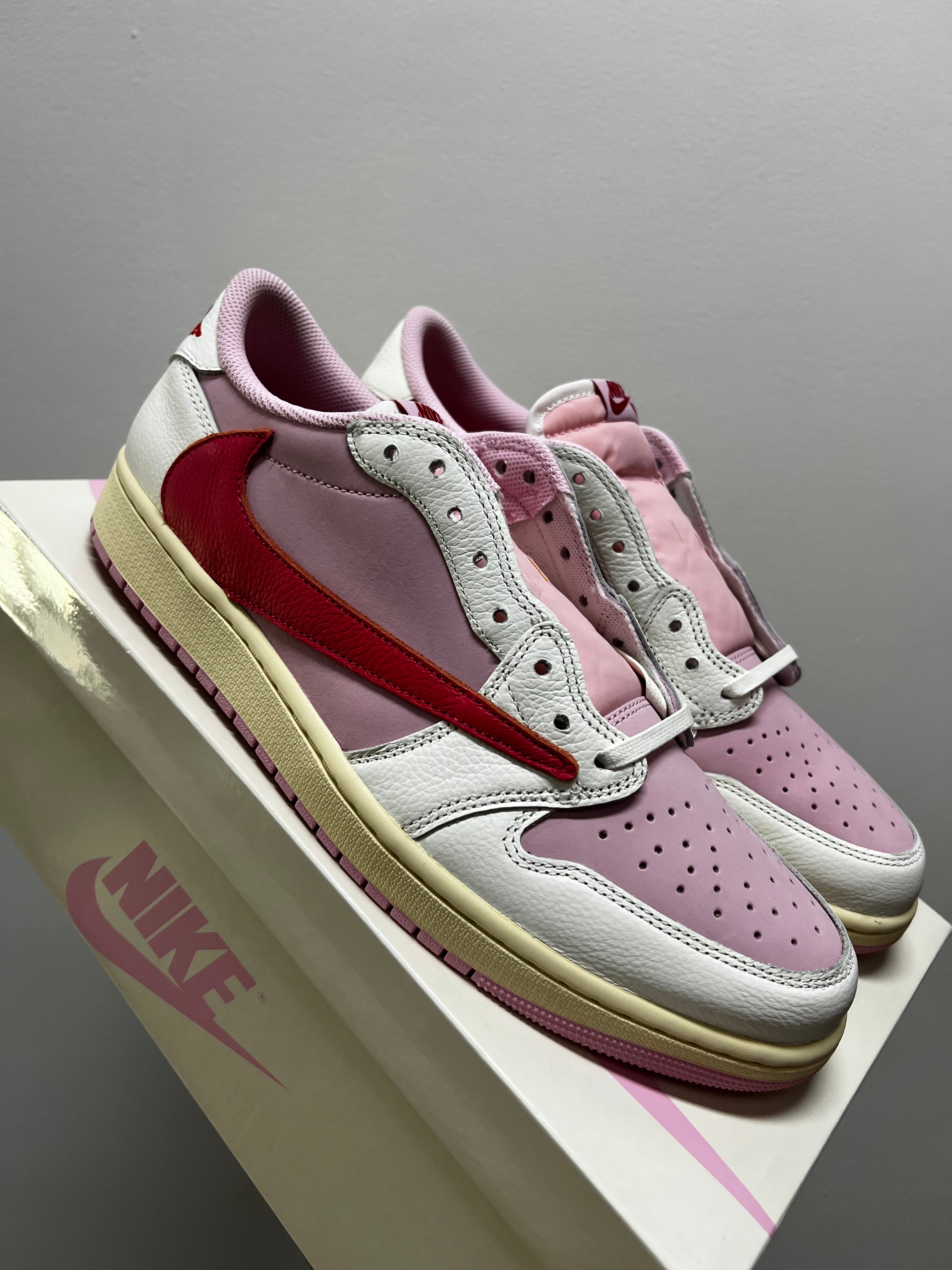 Jordan 1 Retro Low OG SP Travis Scott Sail Tropical Pink