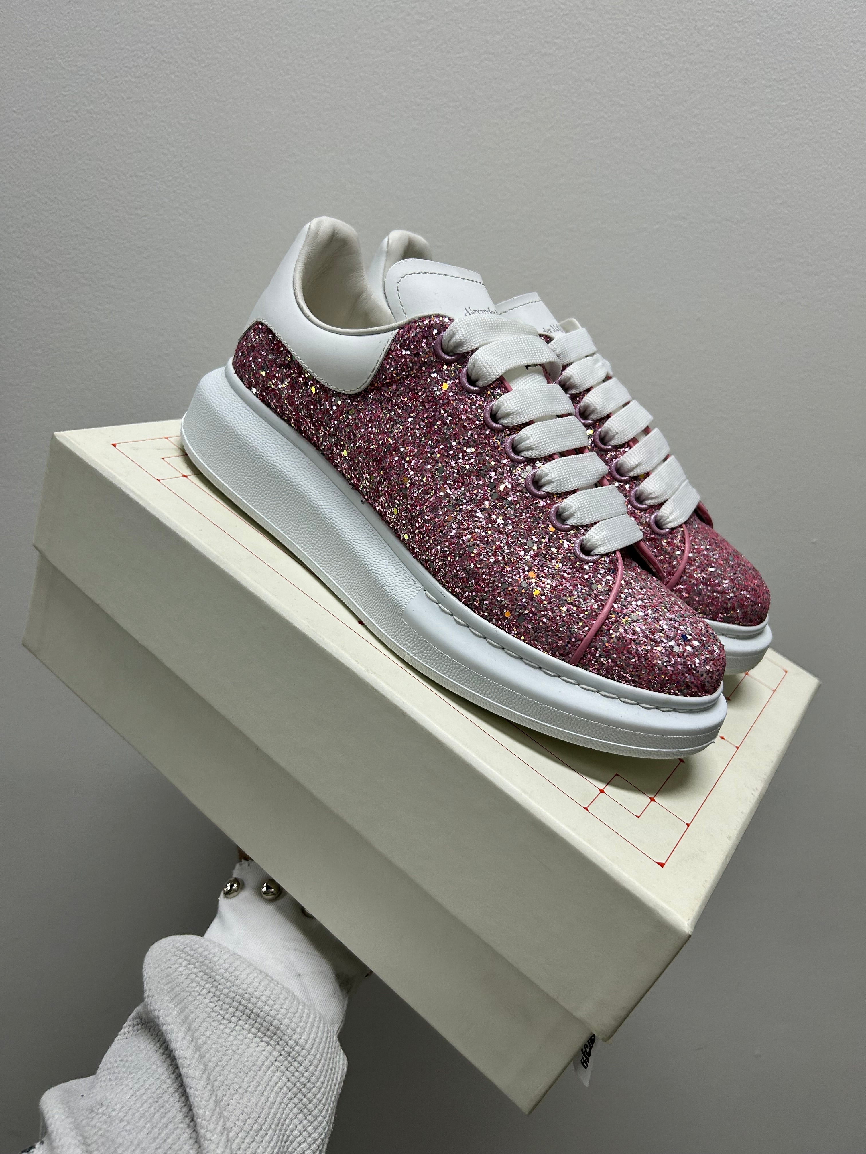 Alexander McQueen Wmns Oversized Sneaker Pink White Glitter