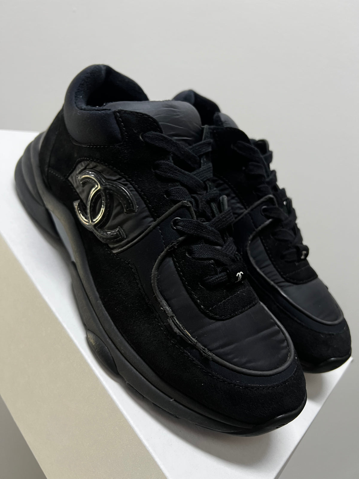 Chanel CC Logo Sneaker 'Black'