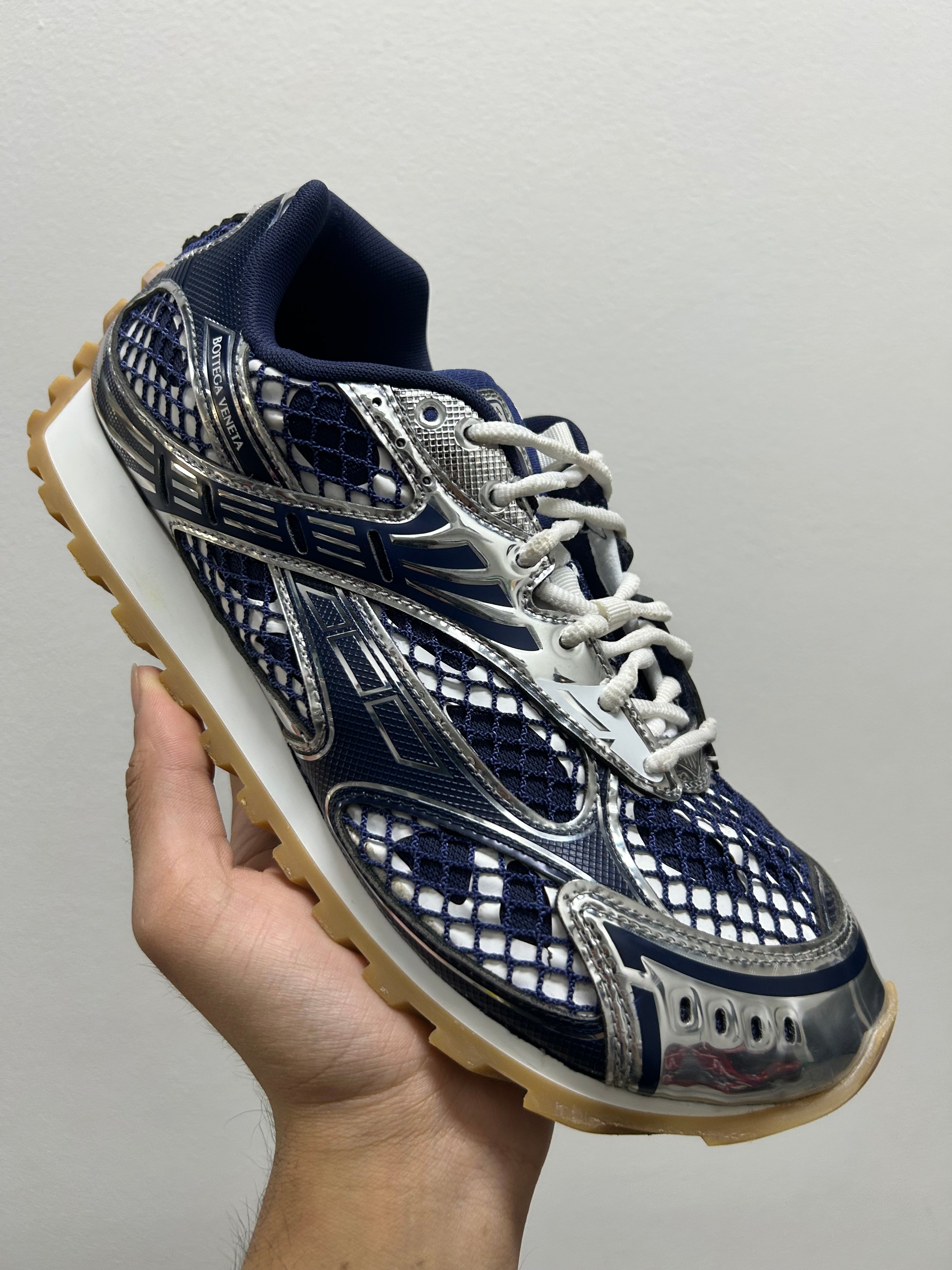 BOTTEGA VENETA ORBIT NAVY SILVER