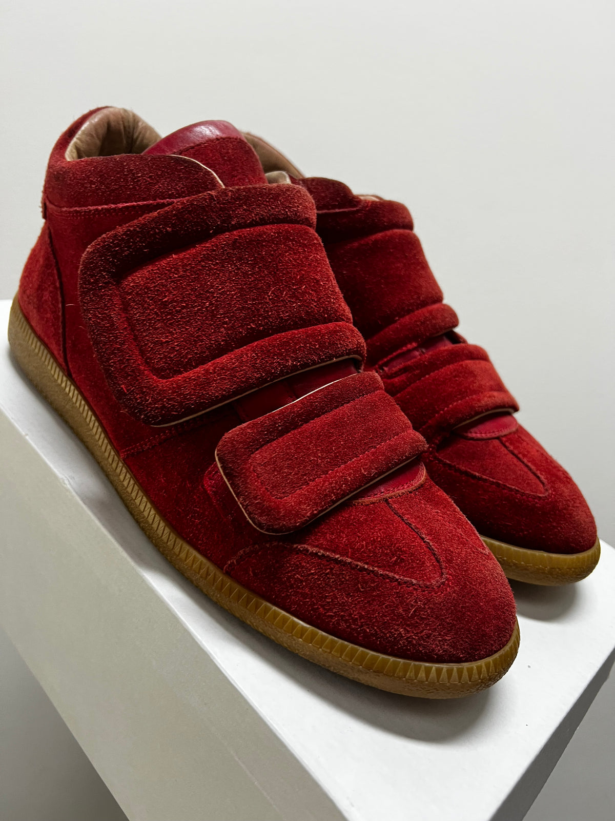 Maison Margiela 22 Clinic Suede Red Low
