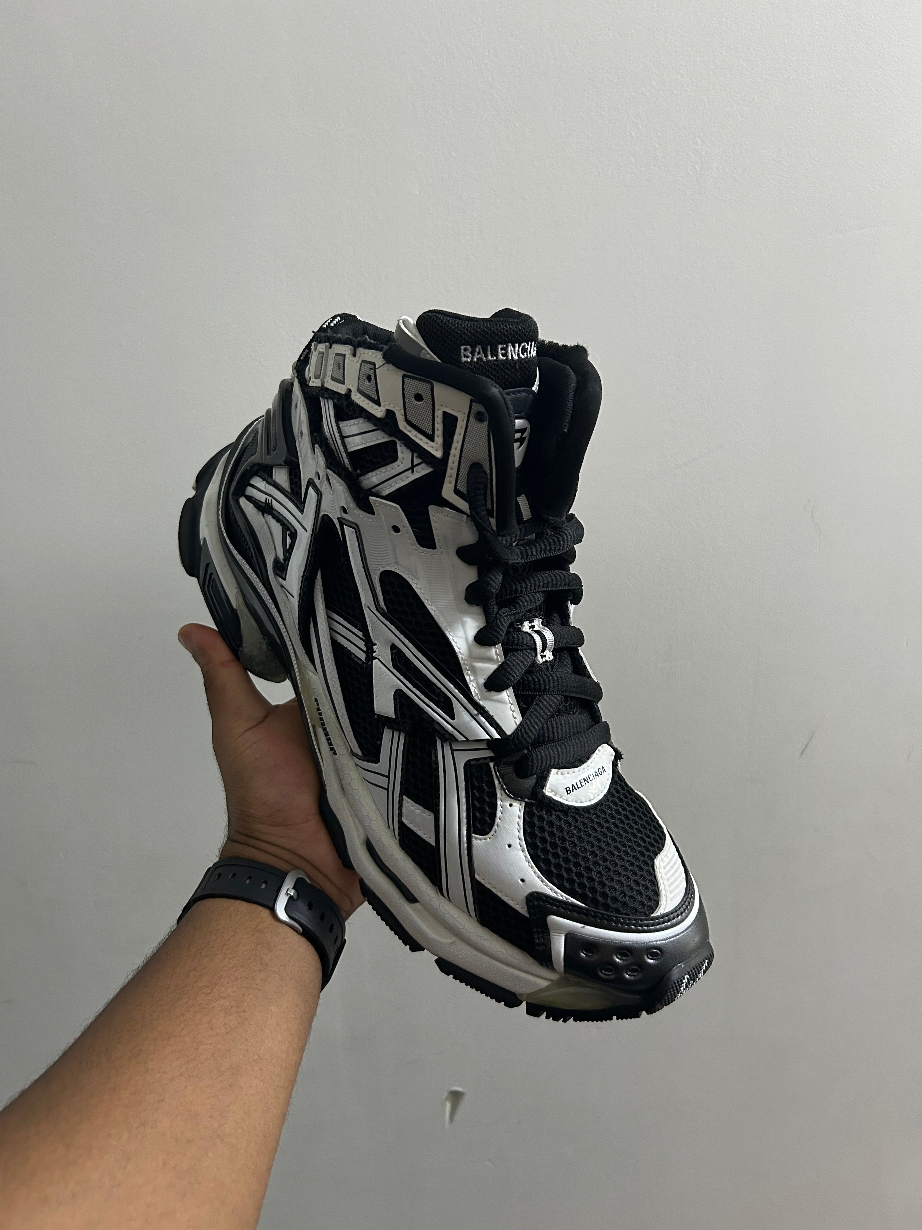 Balenciaga Runner High White Black