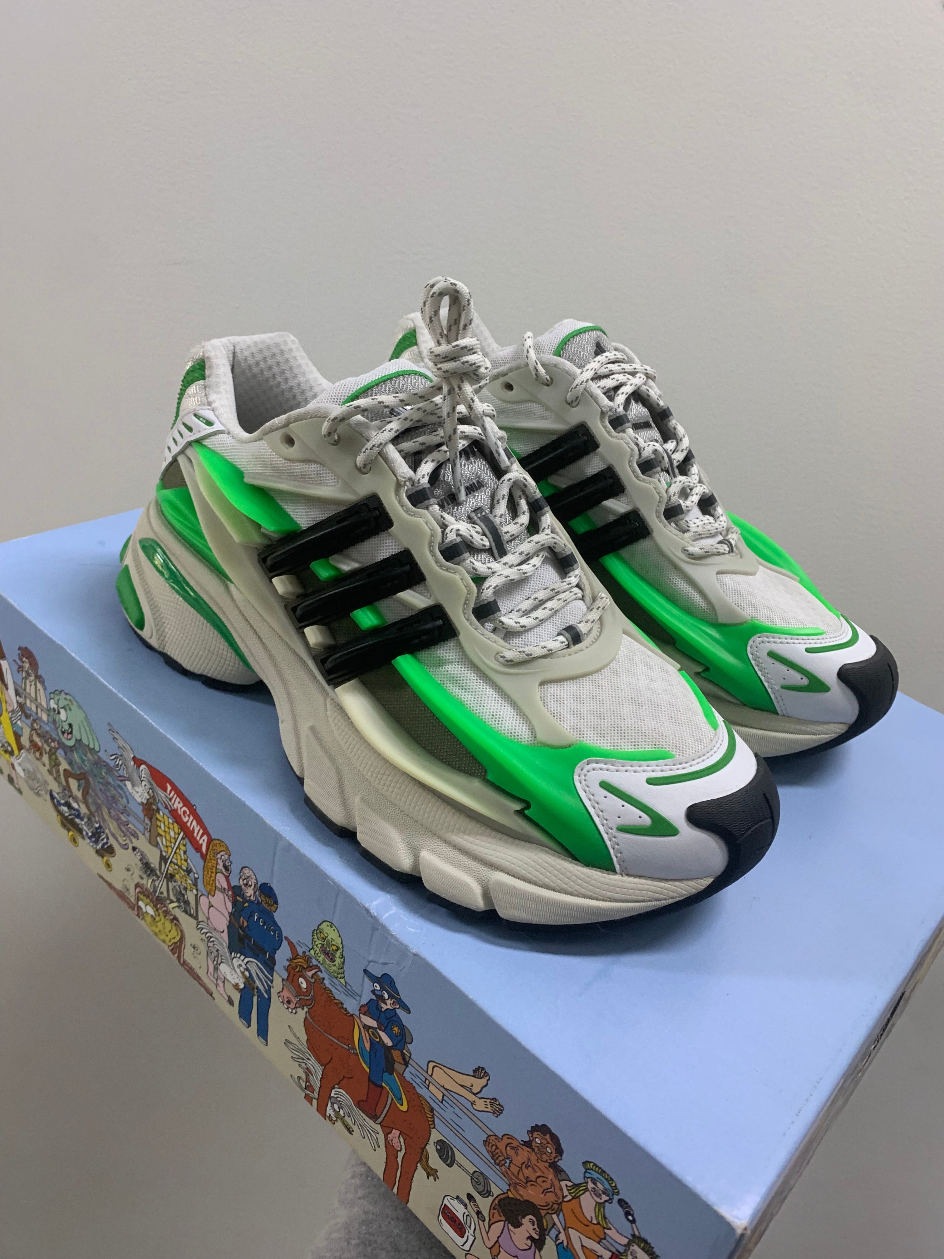 Adistar Jellyfish Pharrell Williams Real Green (PRE-LAUNCH SPECIAL BOX)
