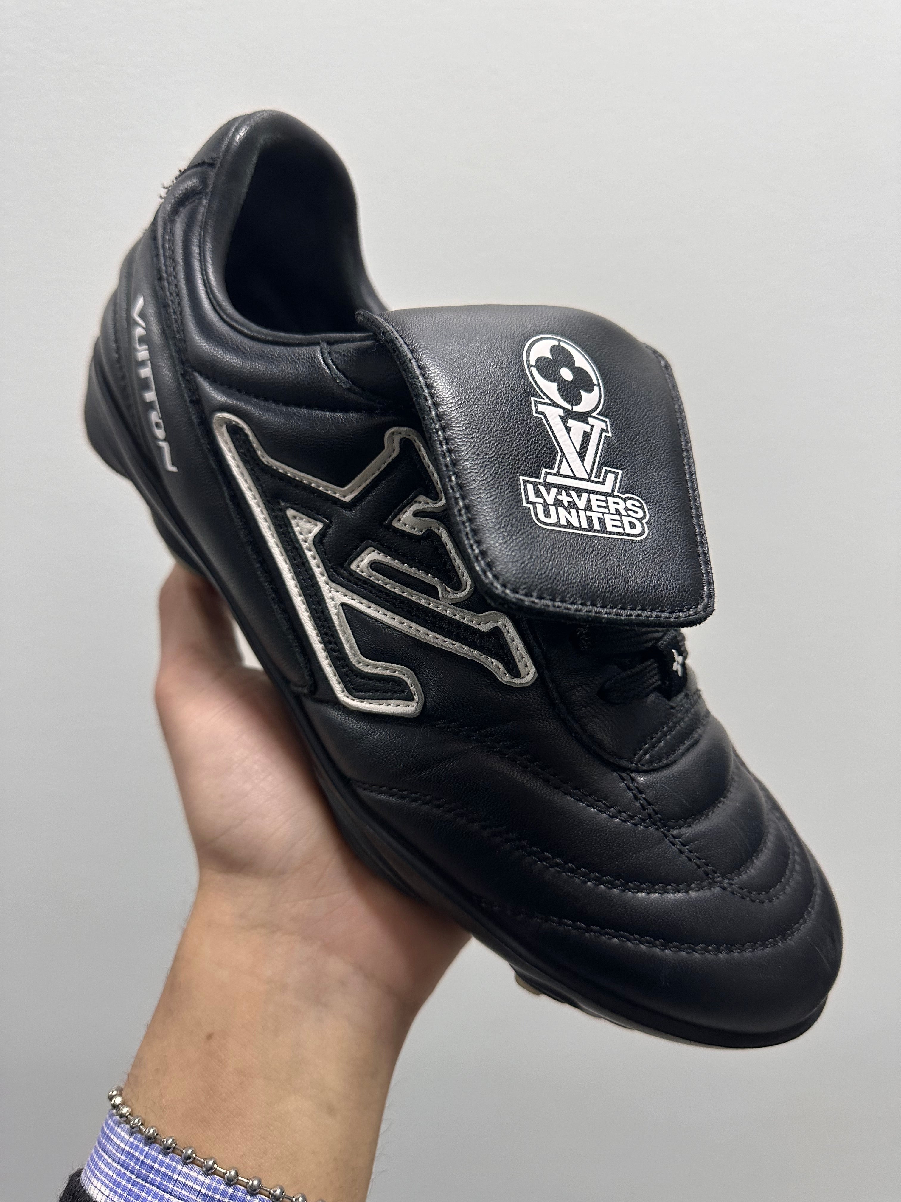 Louis Vuitton Black White Louis Vuitton LV Footprint Soccer Black/White