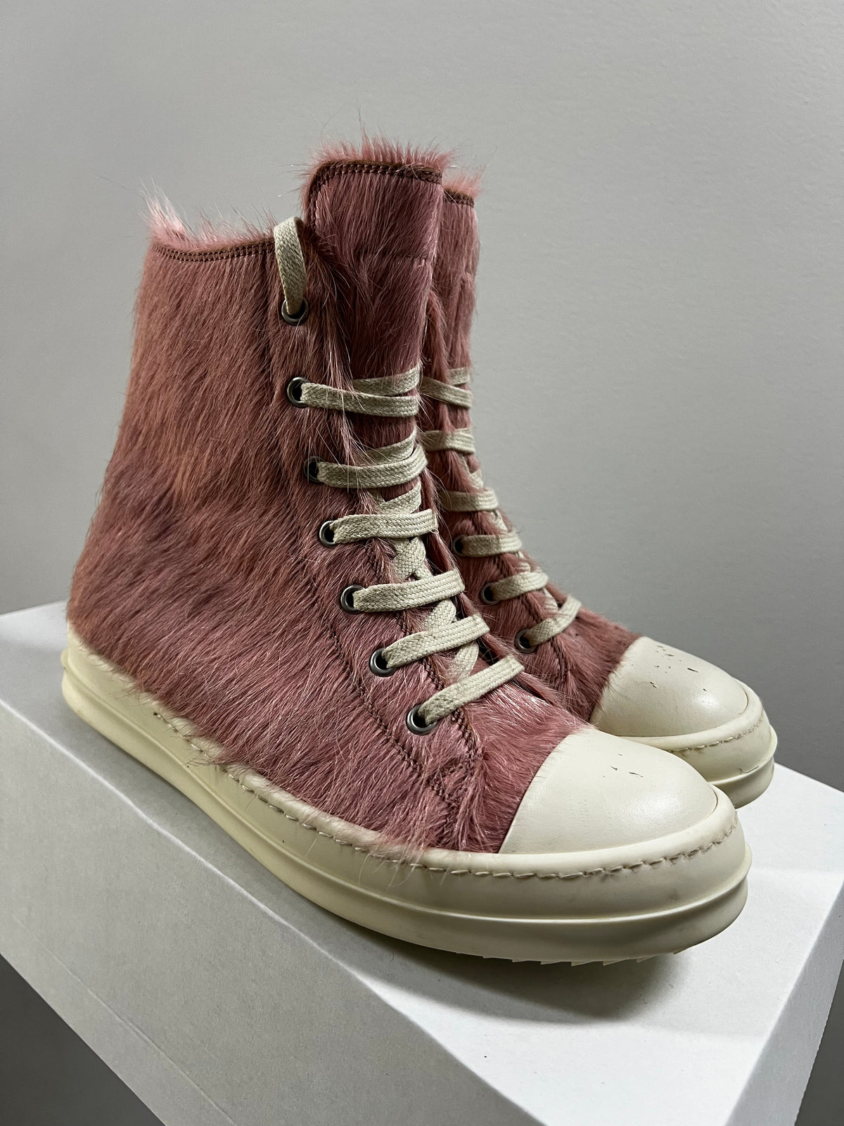 Rick Owens Wmns Lido Runway High Sneaker Dusty Pink Cow Fur