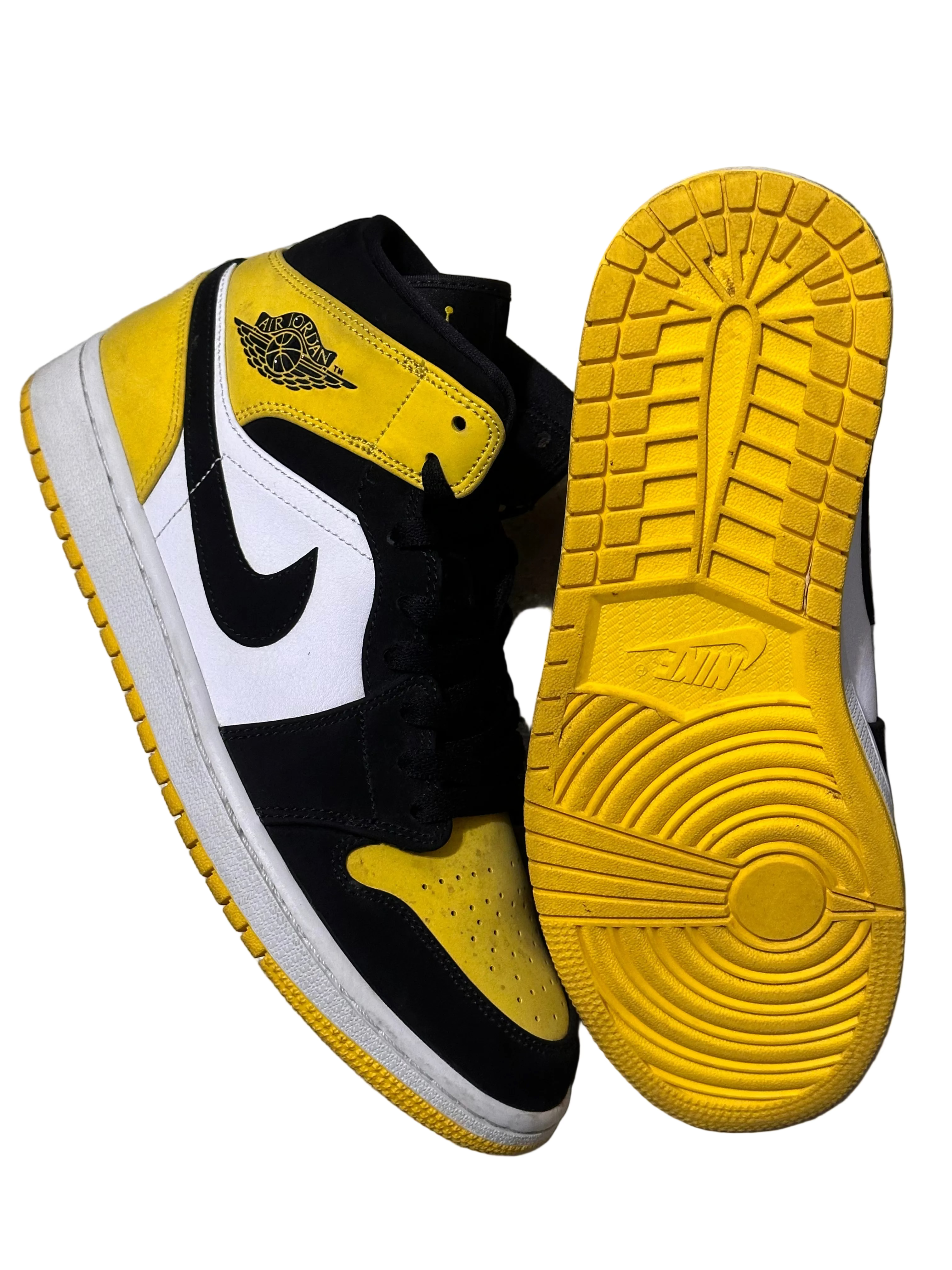 Air Jordan 1 Mid SE Yellow Toe