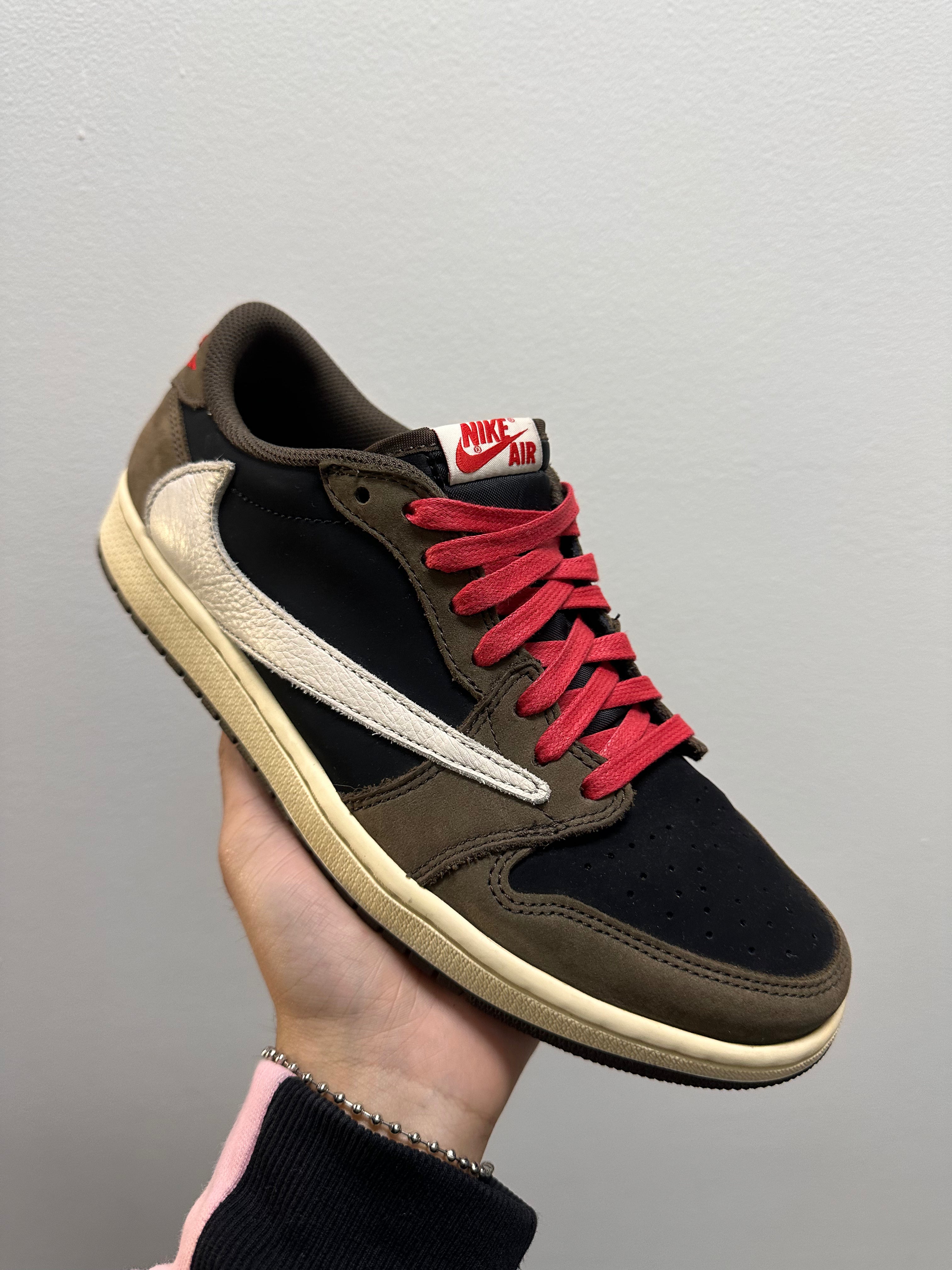 Travis Scott x Air Jordan 1 Low Mocha