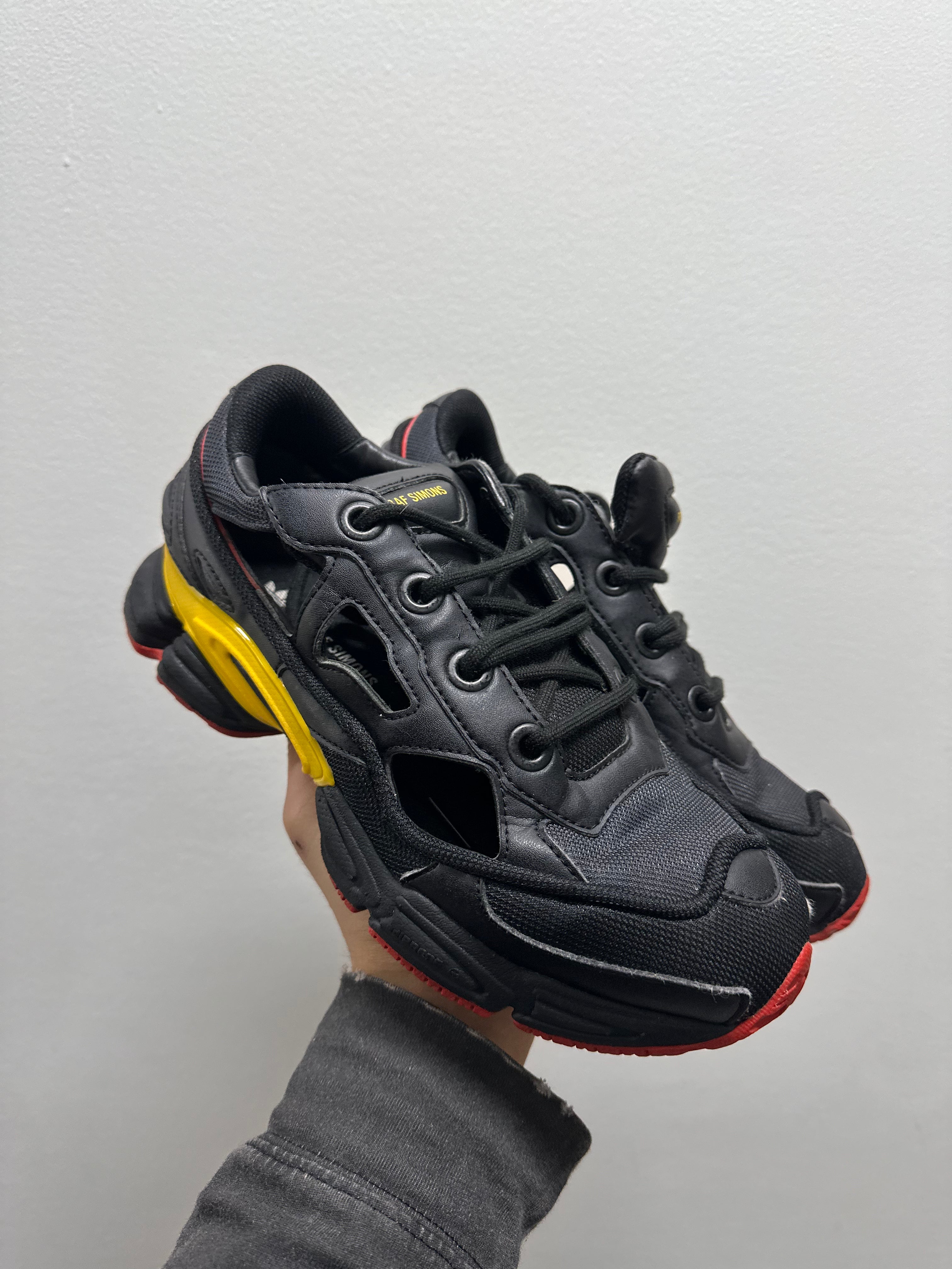 Raf Simons x adidas Ozweego Replicant Belgium