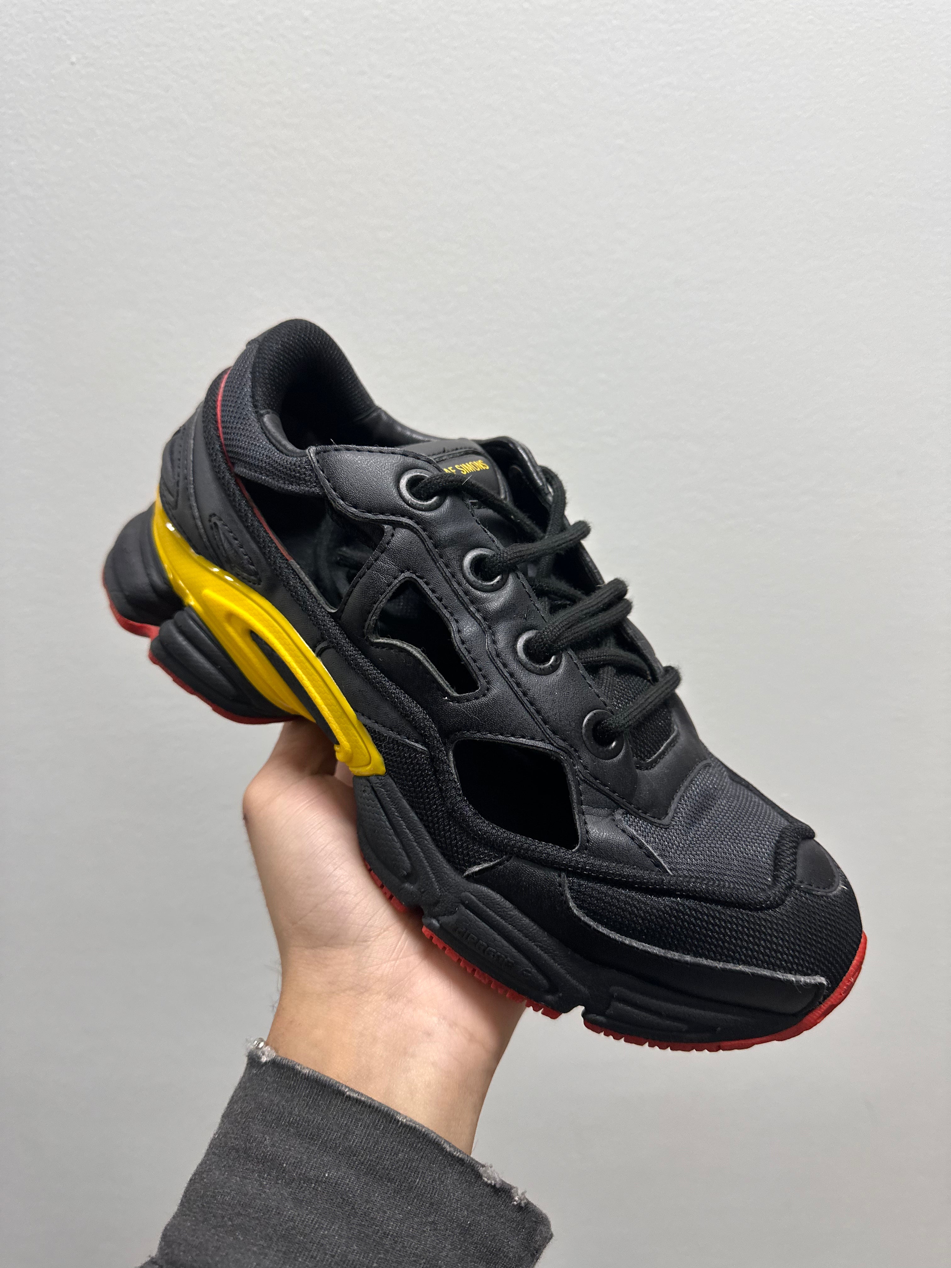 Raf Simons x adidas Ozweego Replicant Belgium