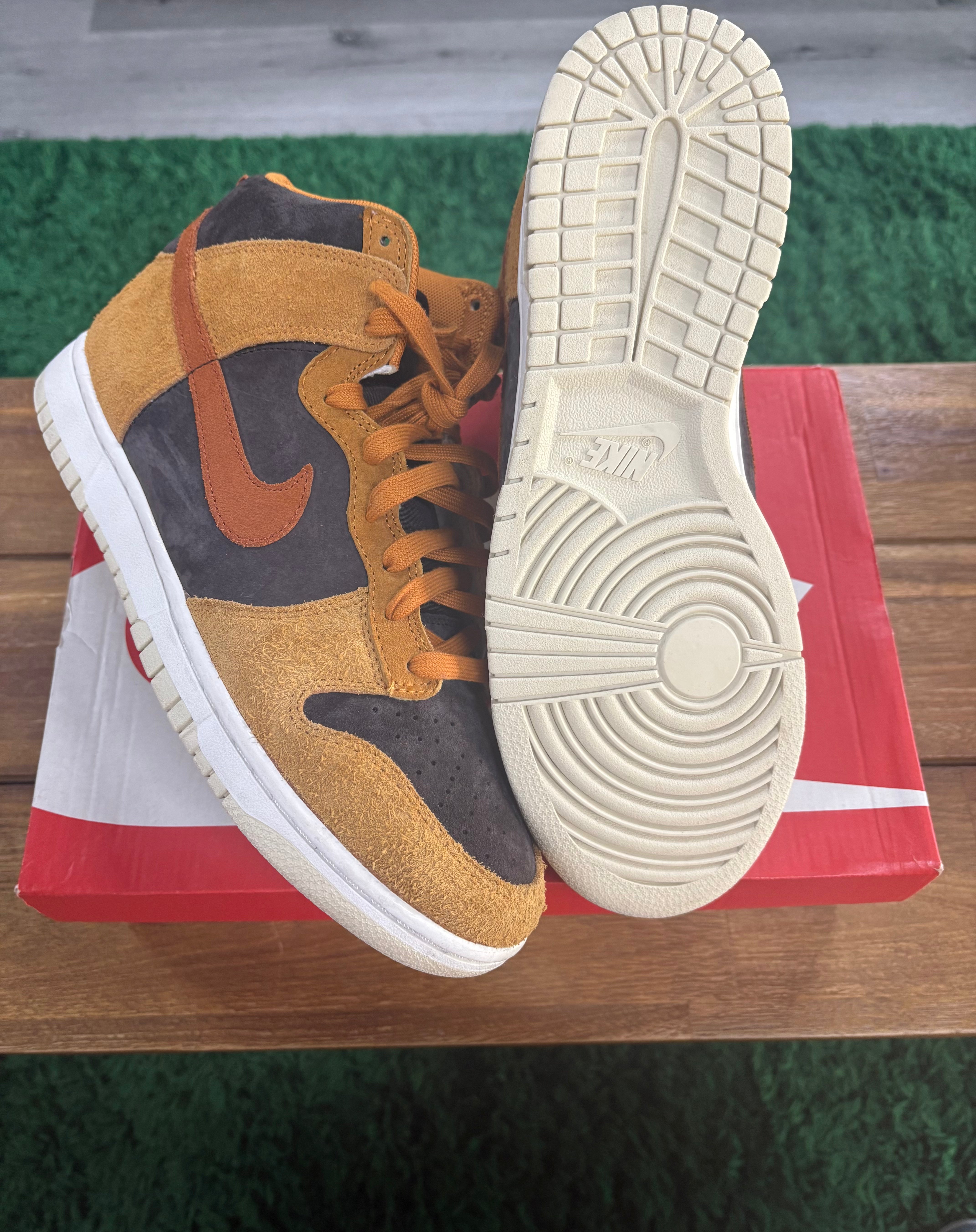 Dunk High Premium Dark Curry