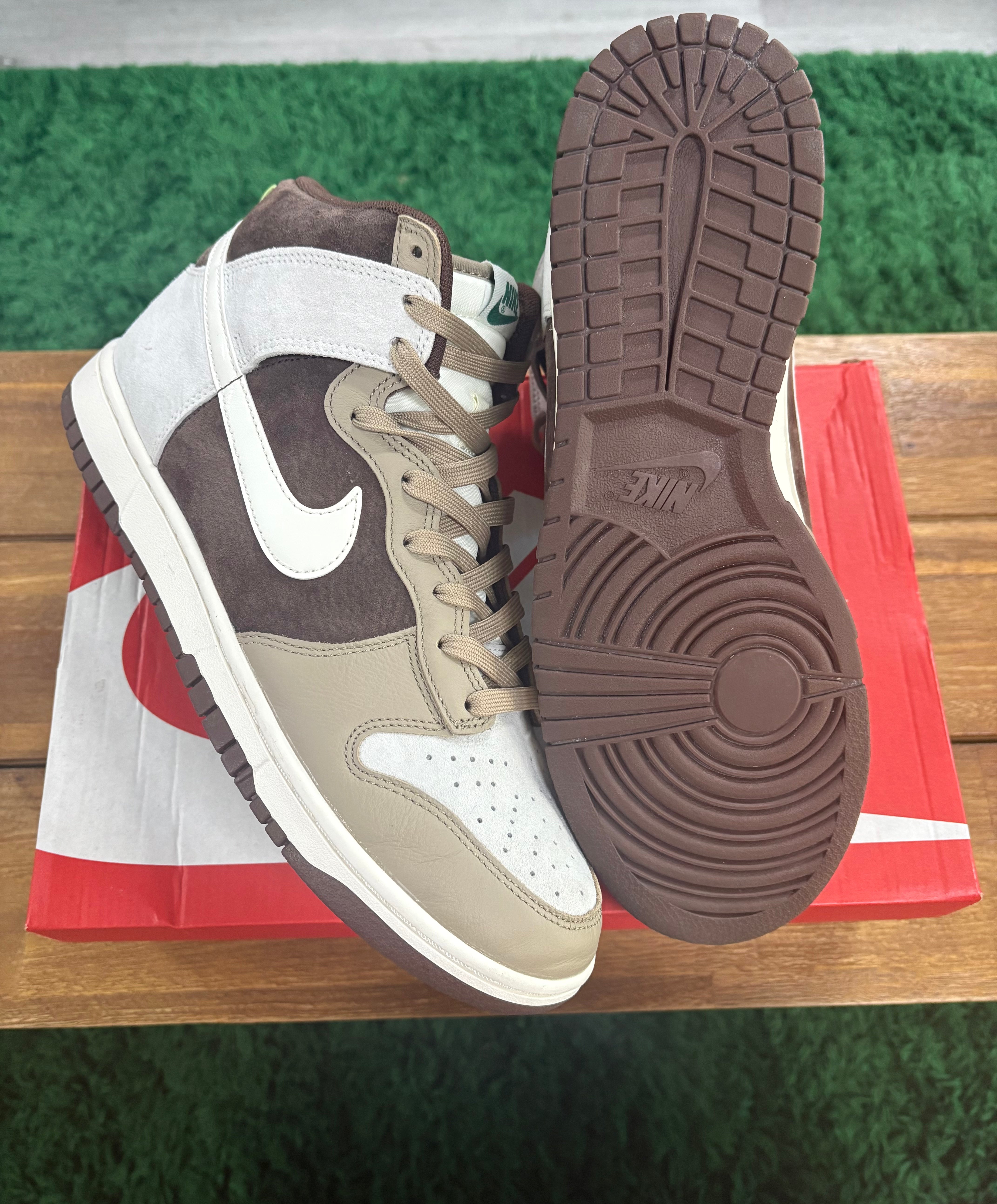 Dunk High Light Chocolate
