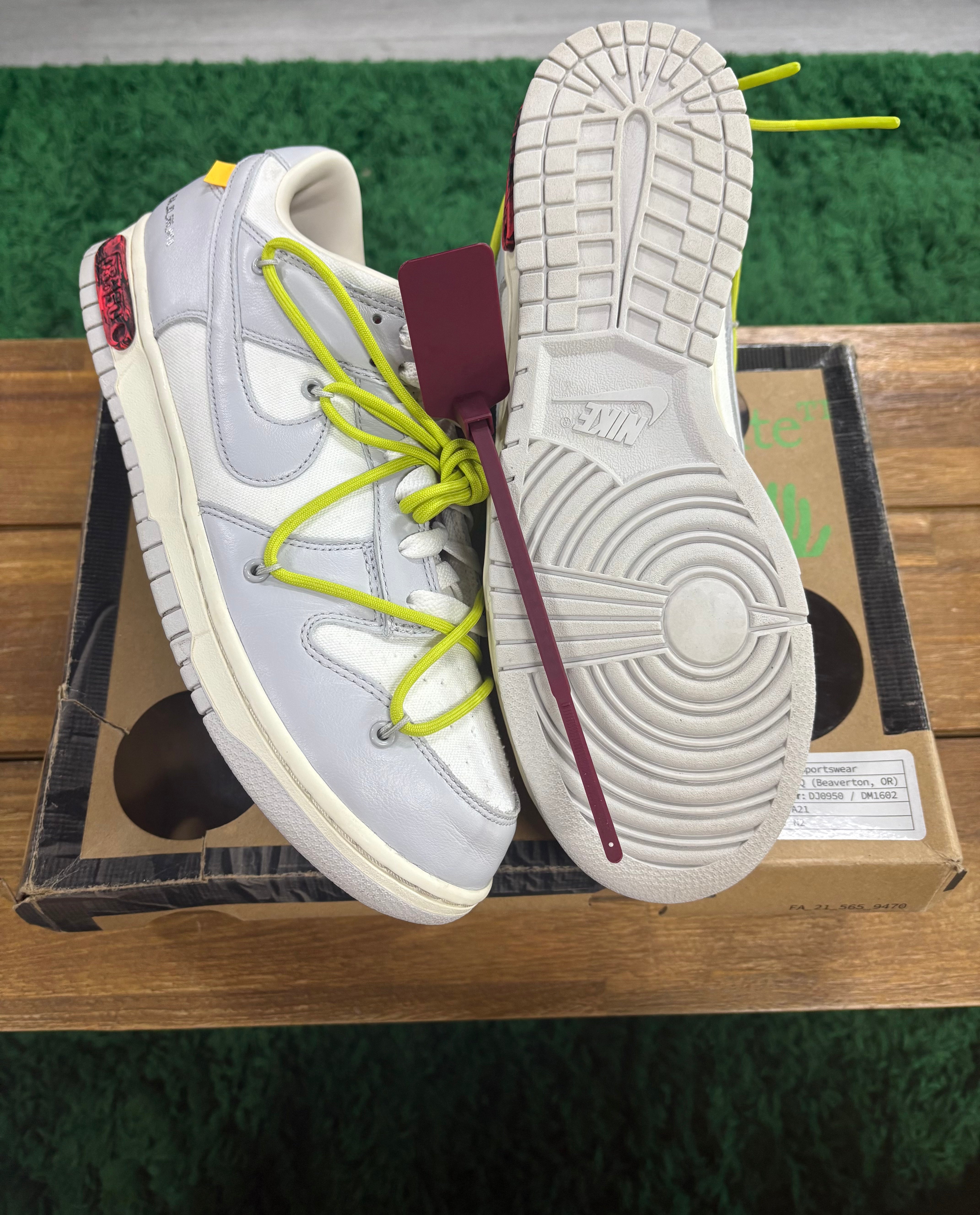 Off-White x Dunk Low Lot 08 of 50