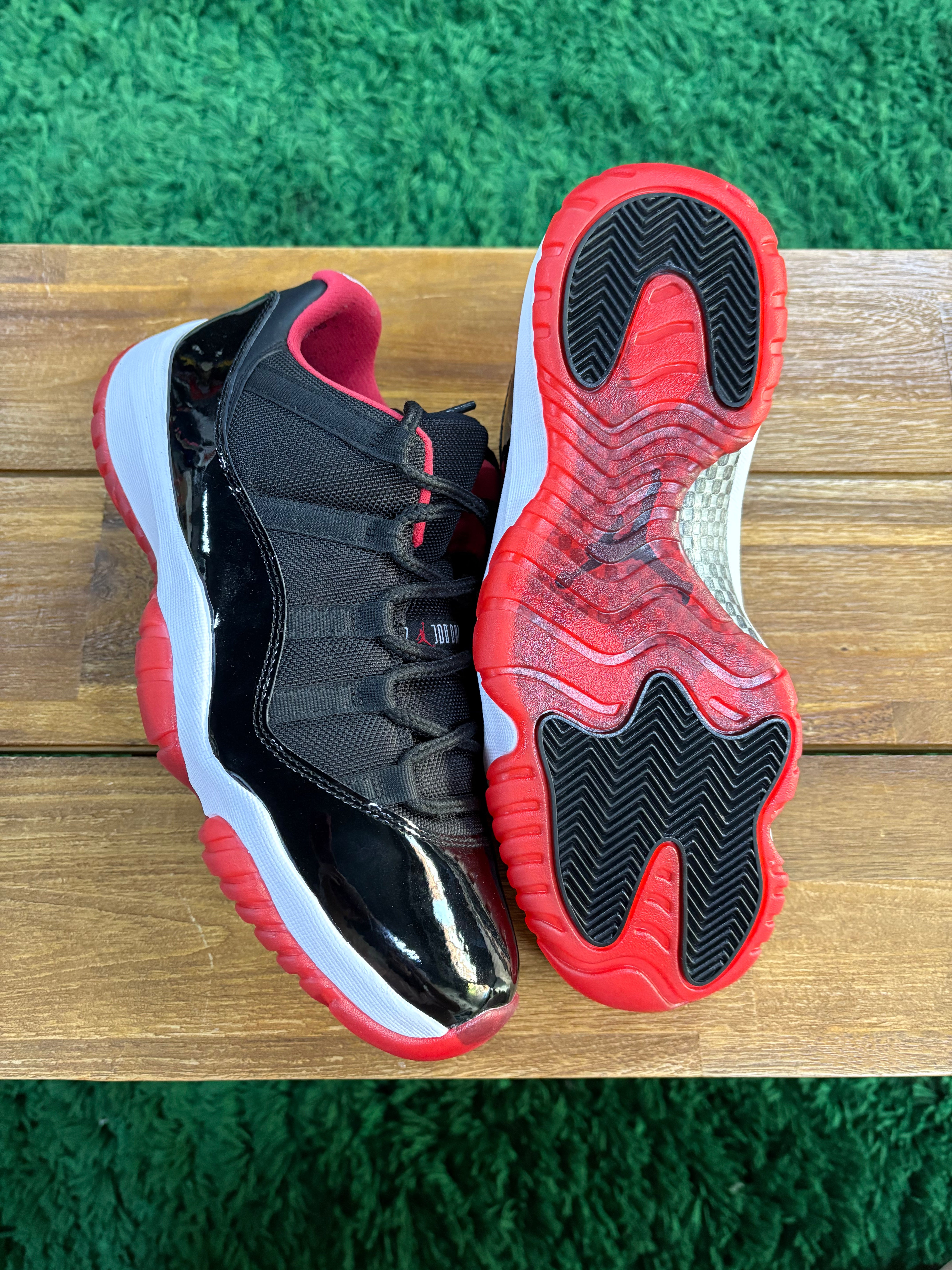 Air Jordan 11 Retro Low Bred