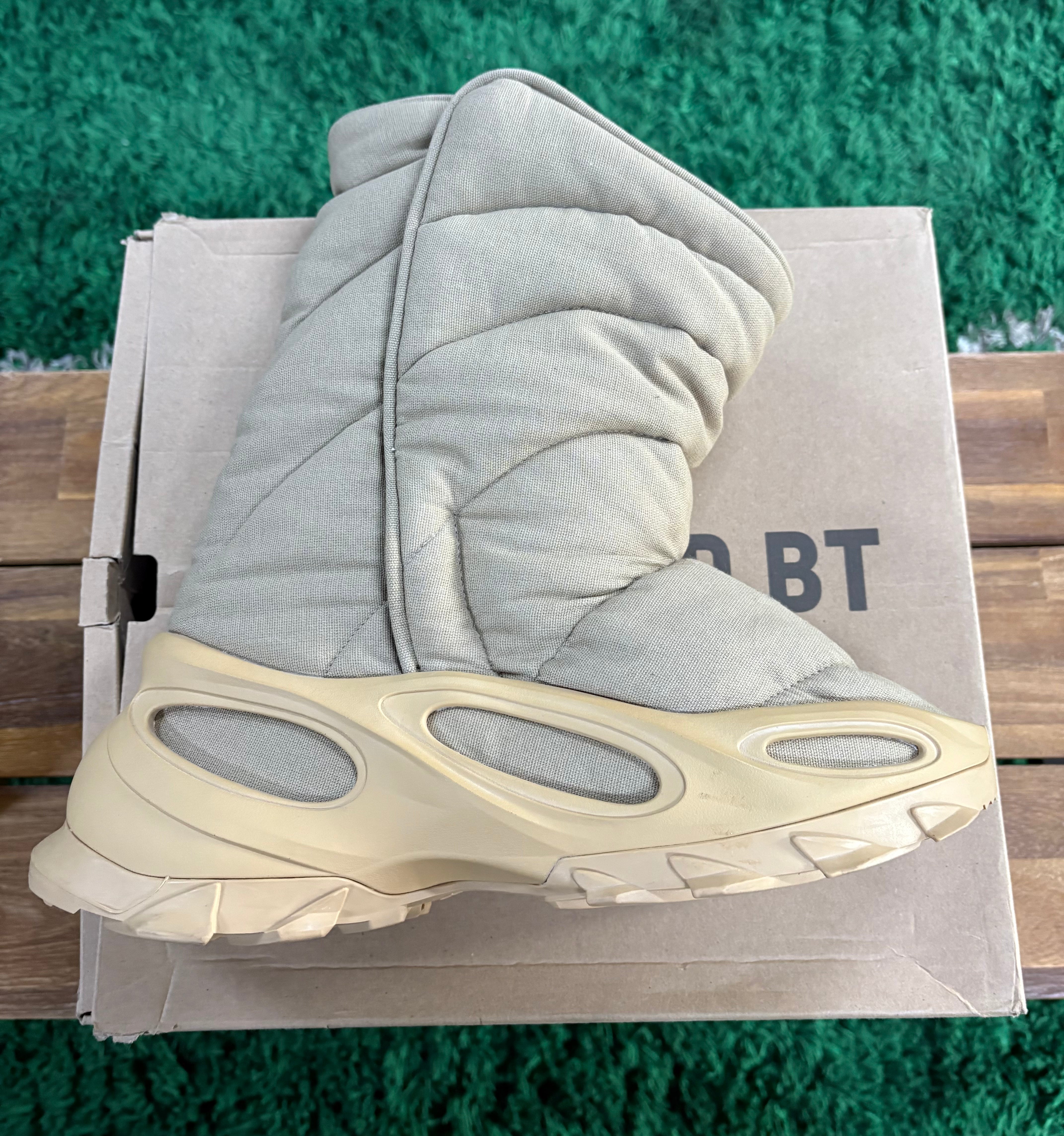 Yeezy NSLTD Boot Khaki