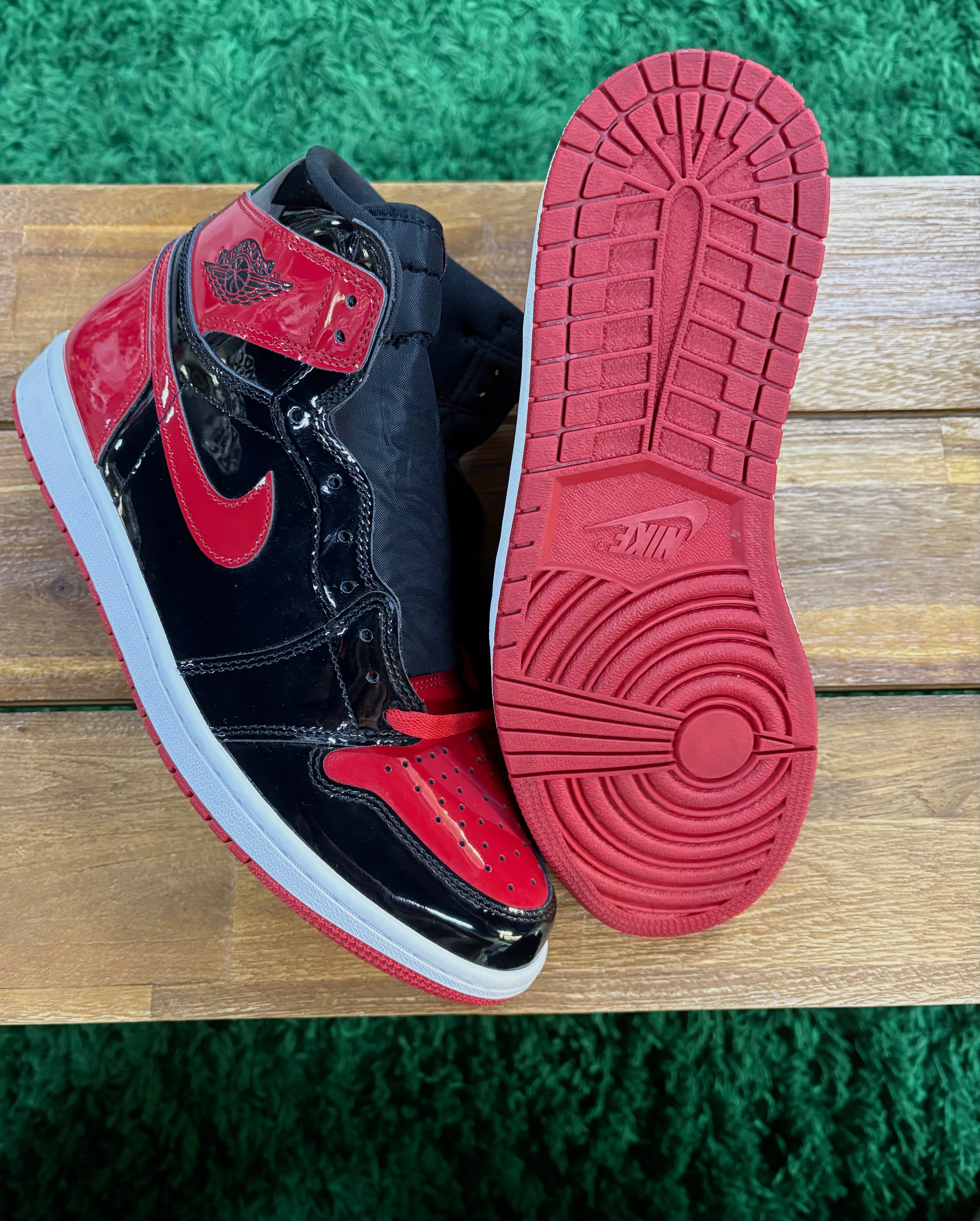 Air Jordan 1 Retro High OG Patent Bred