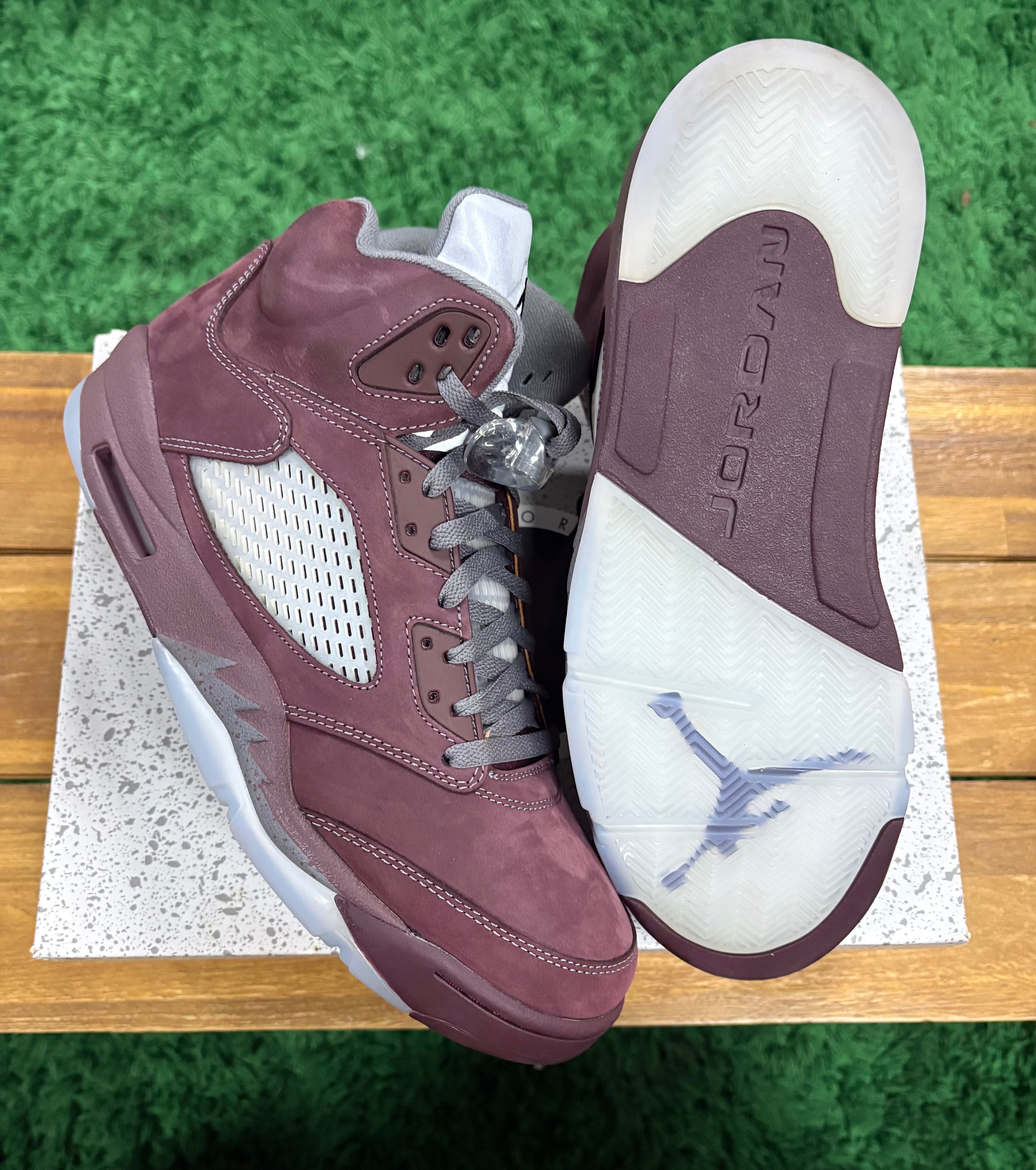 Air Jordan 5 Retro Burgundy 2023