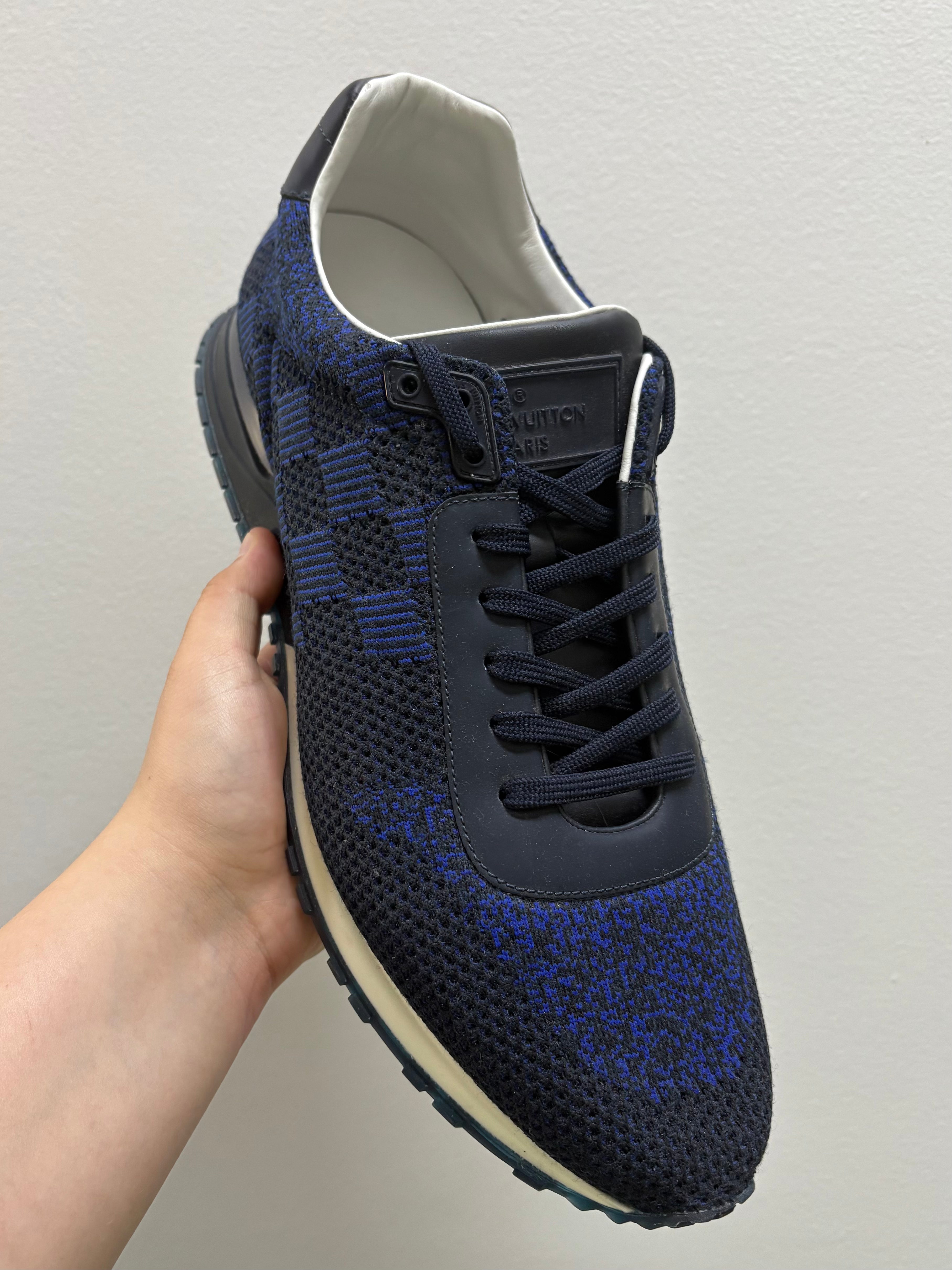 lv run away trainer demier black blue