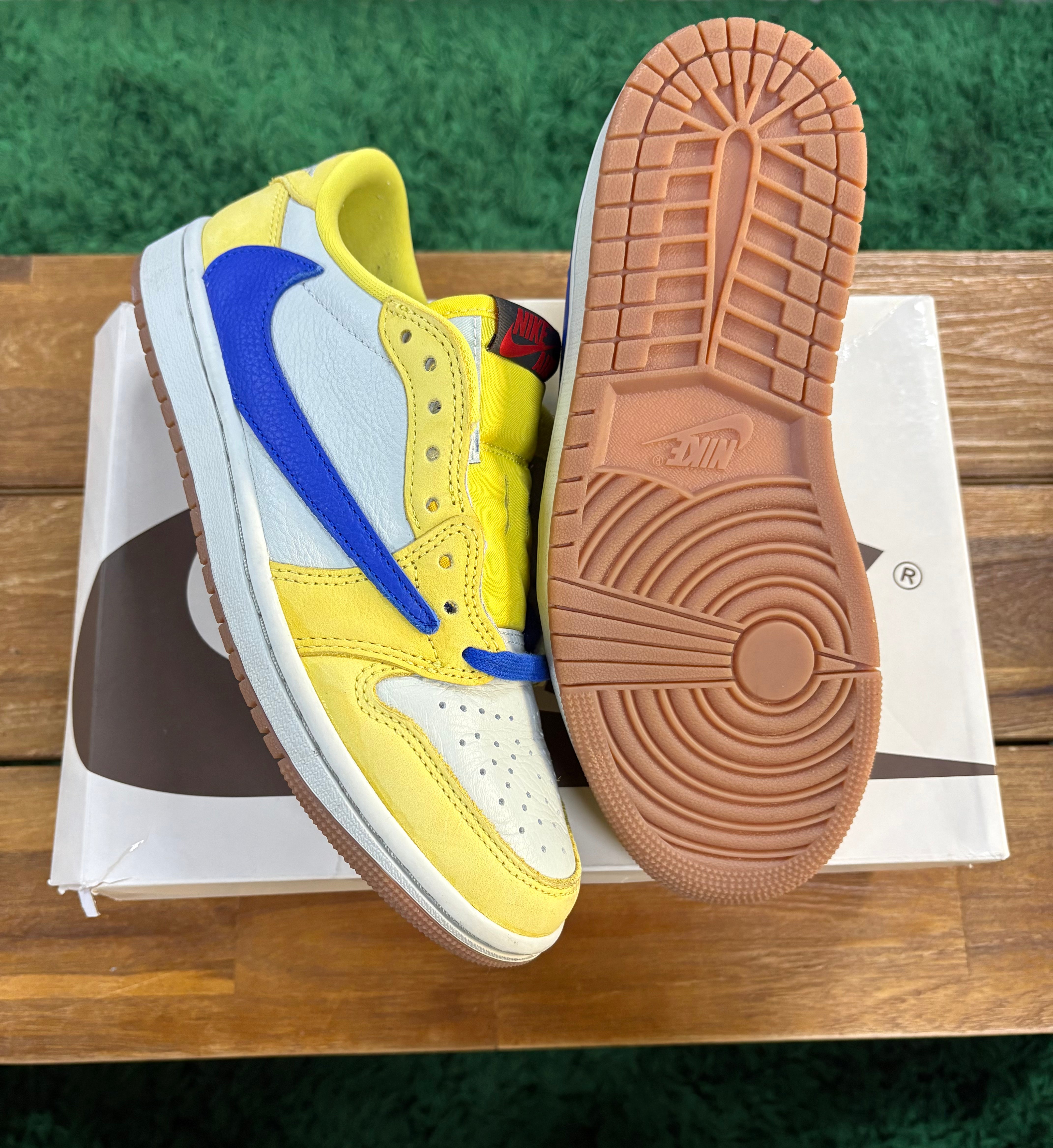 Travis Scott x Wmns Air Jordan 1 Retro Low OG SP Canary