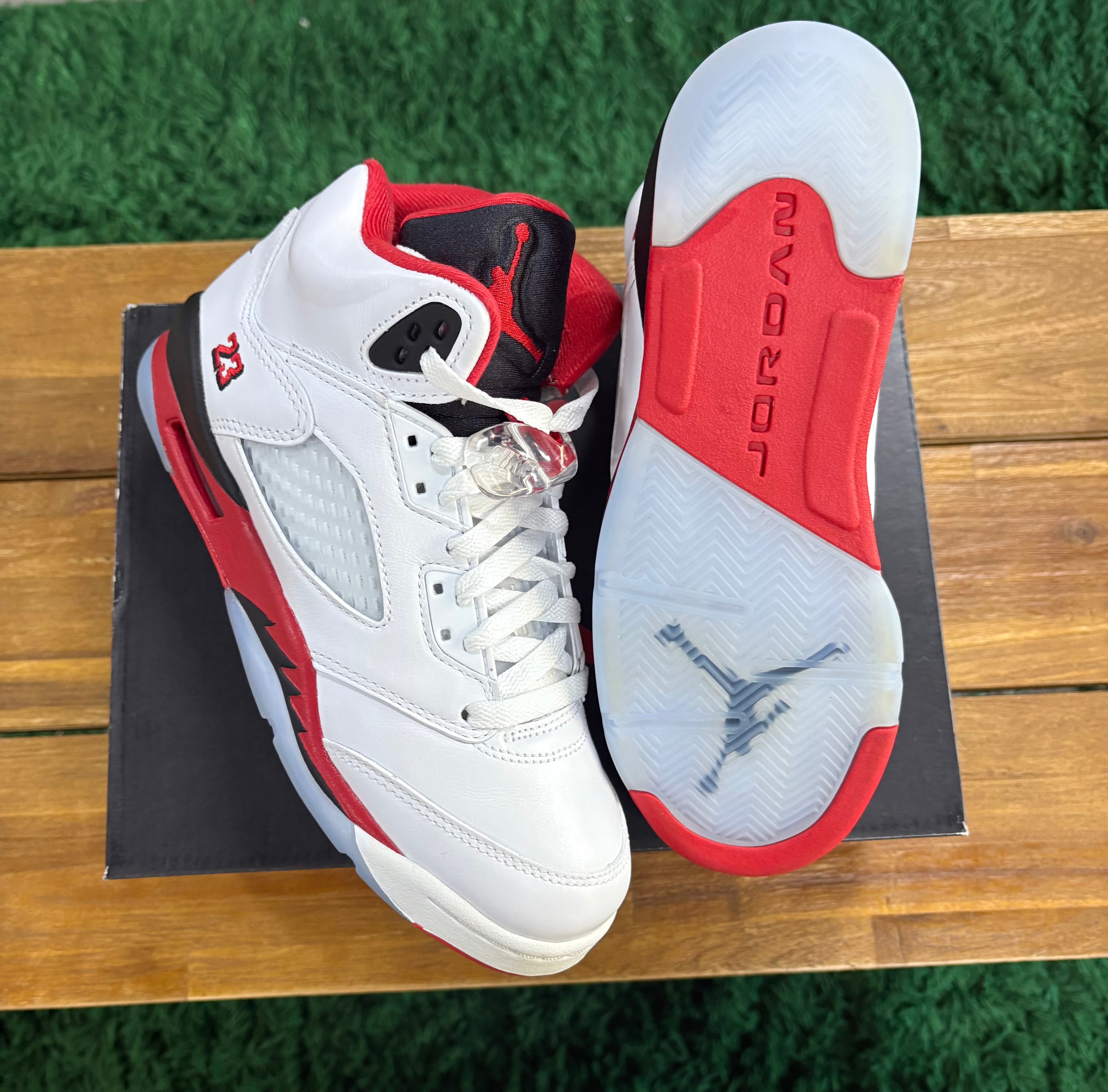 Jordan 5 Retro Fire Red Black Tongue (2025) (GS)