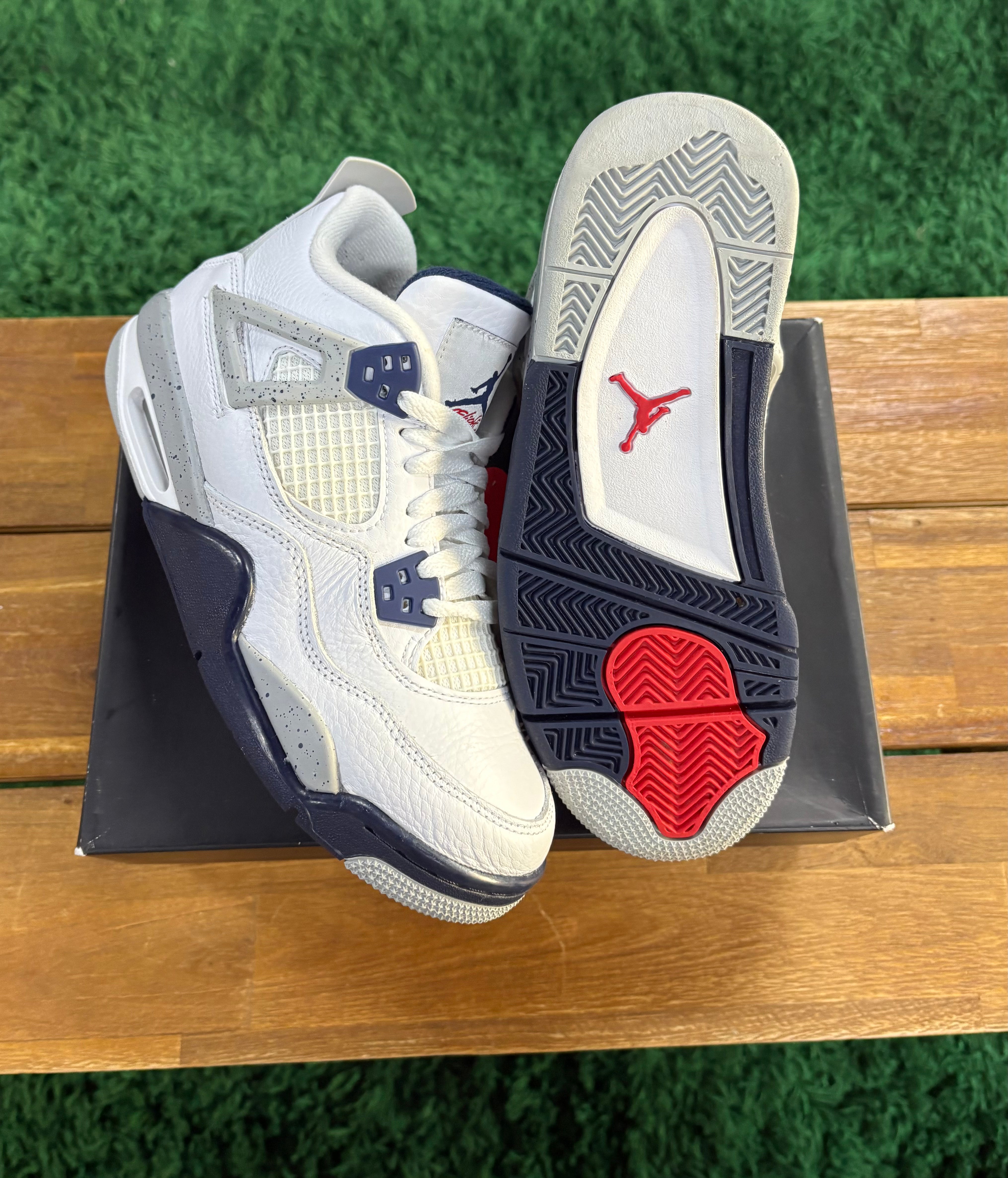 Air Jordan 4 Retro GS Midnight Navy