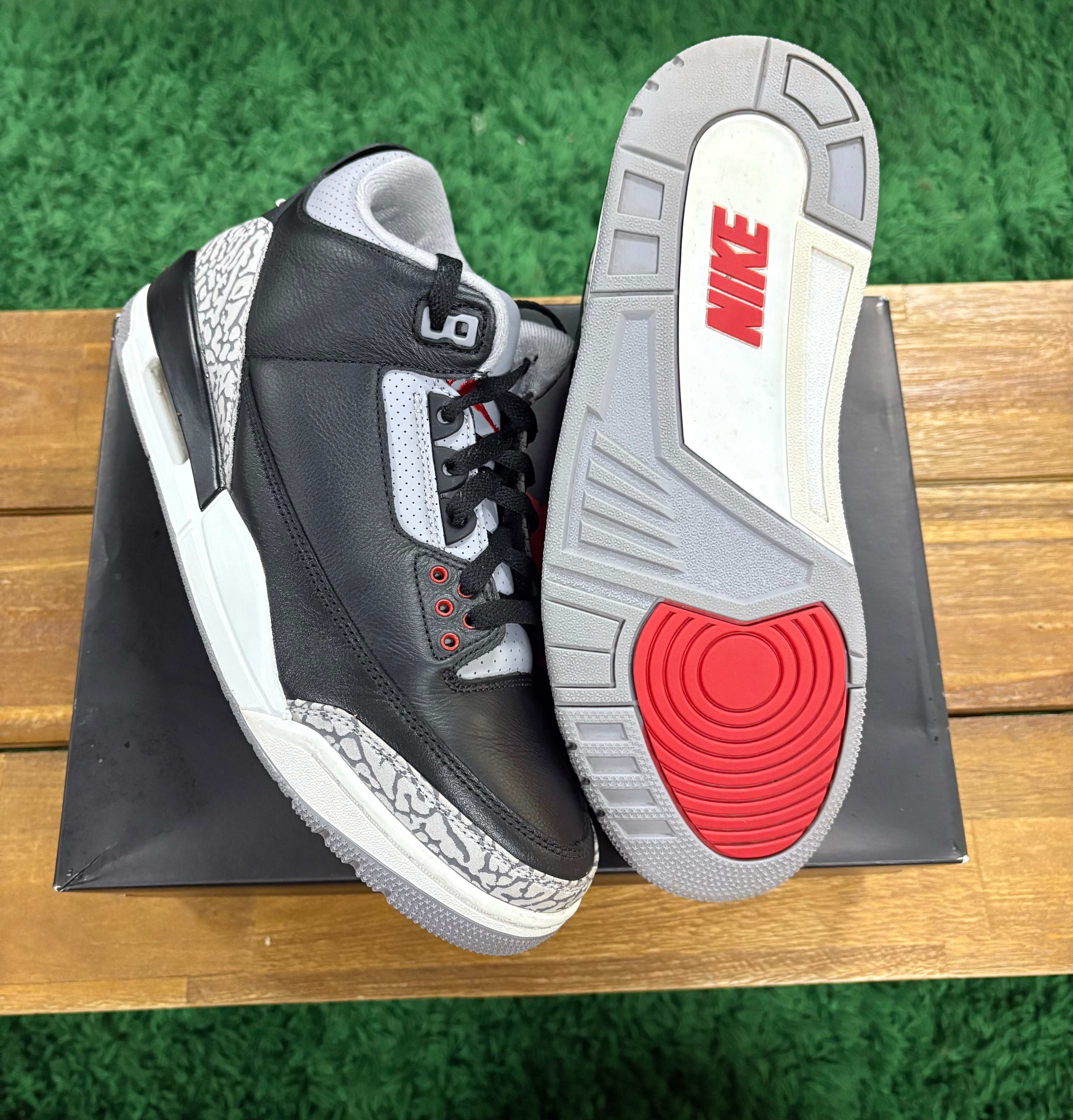 Air Jordan 3 Retro OG Black Cement 2024