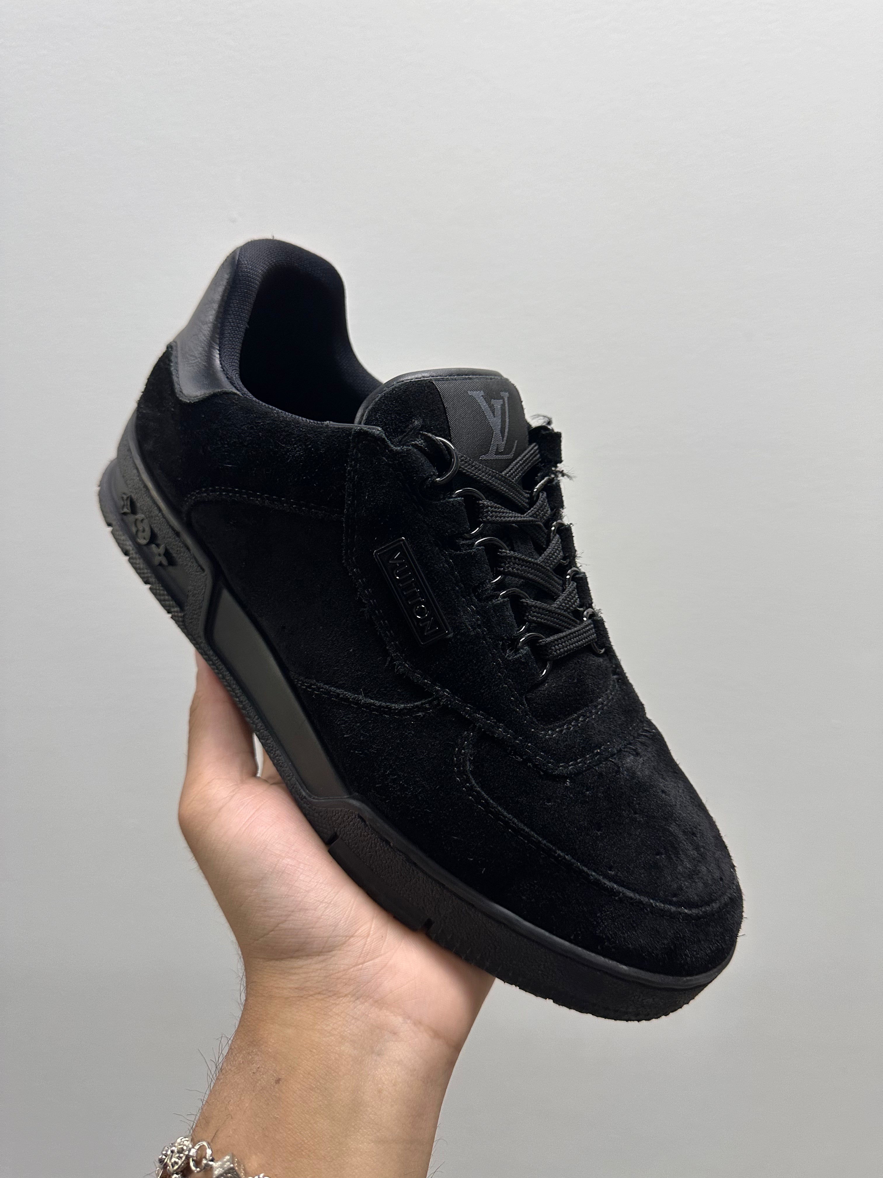 Louis Vuitton Trainer Black Employee Exclusive