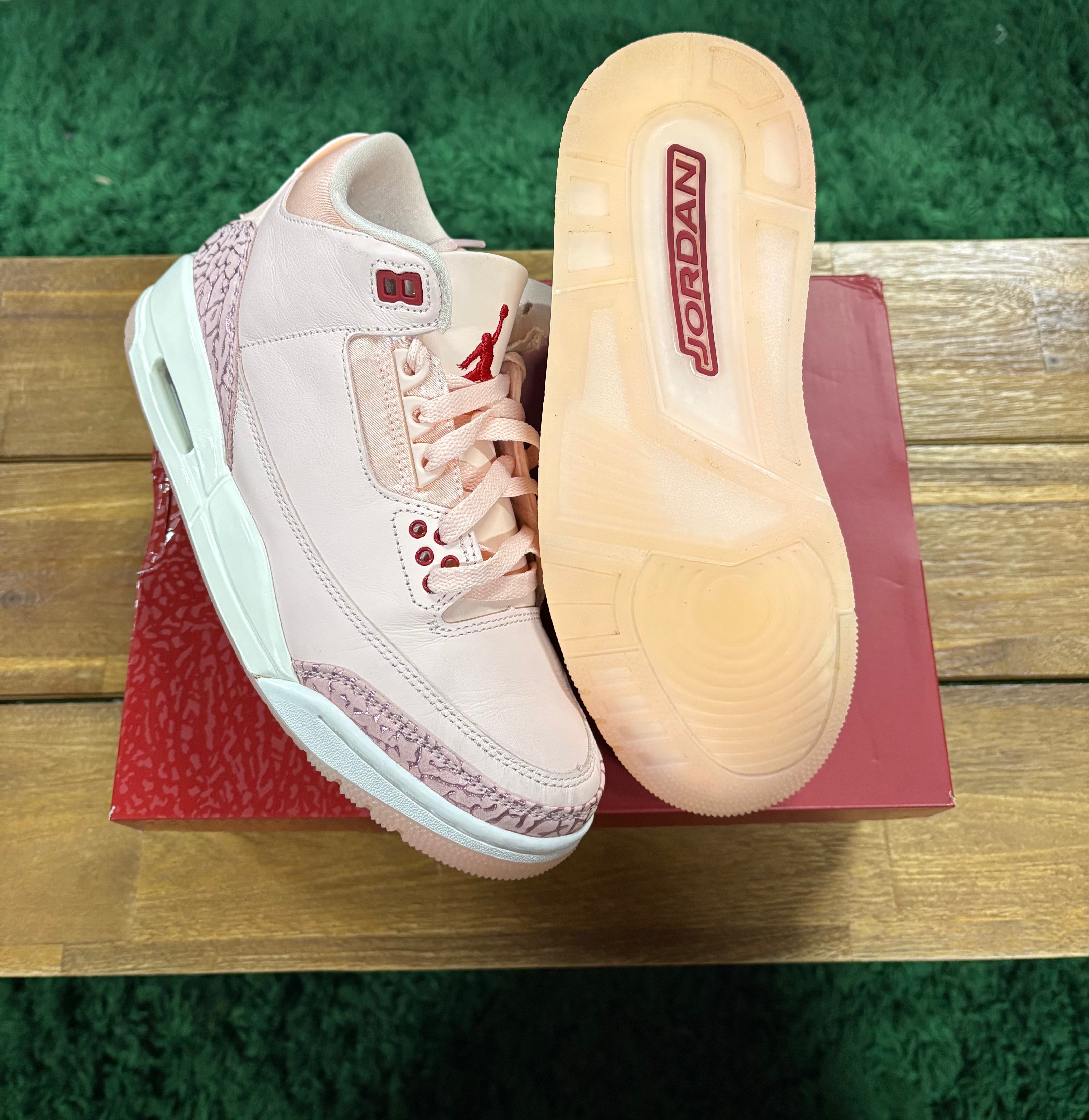 Wmns Air Jordan 3 Retro Valentines Day