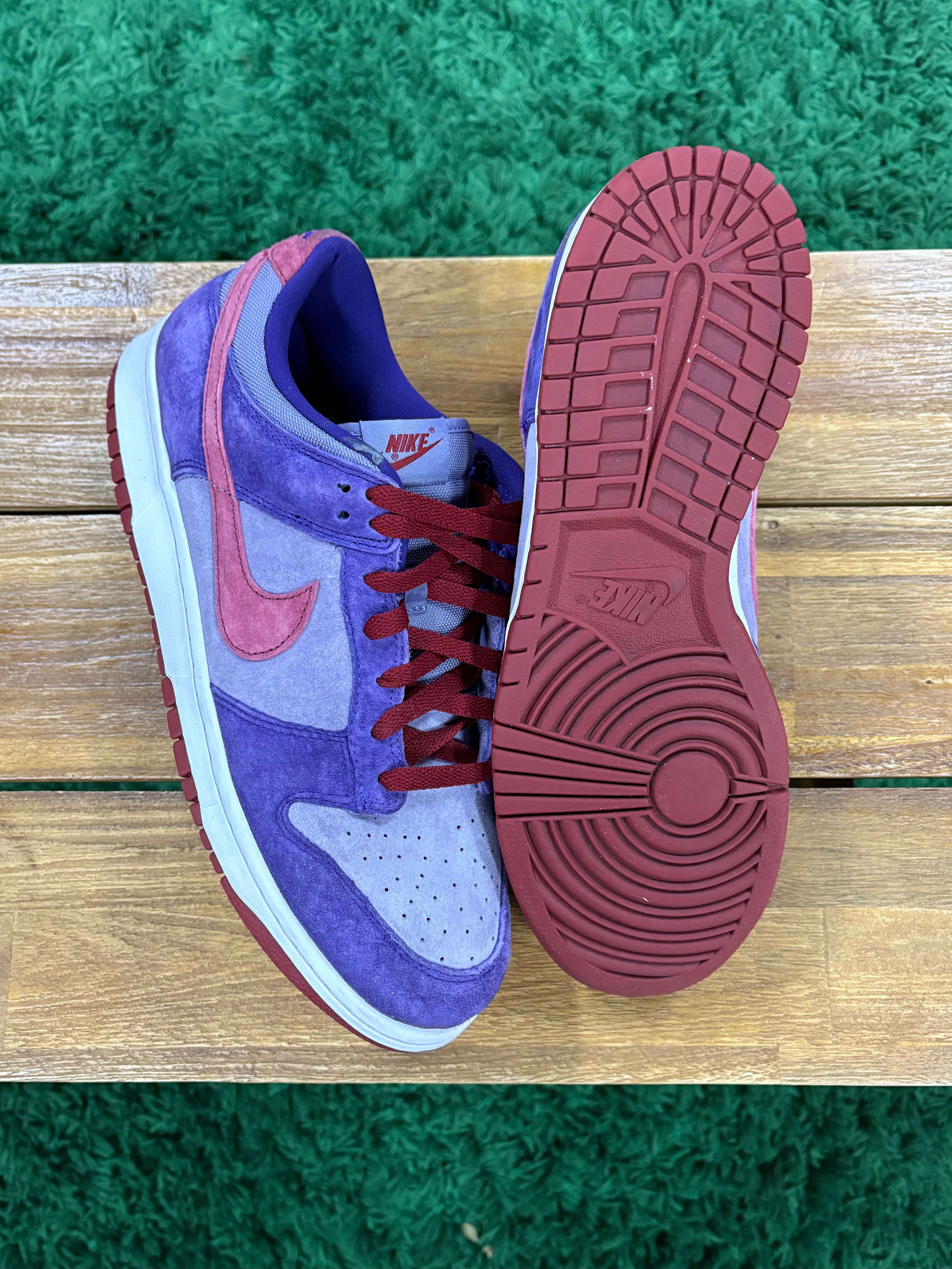 Dunk Low Retro Vol. 1 SP Plum 2024