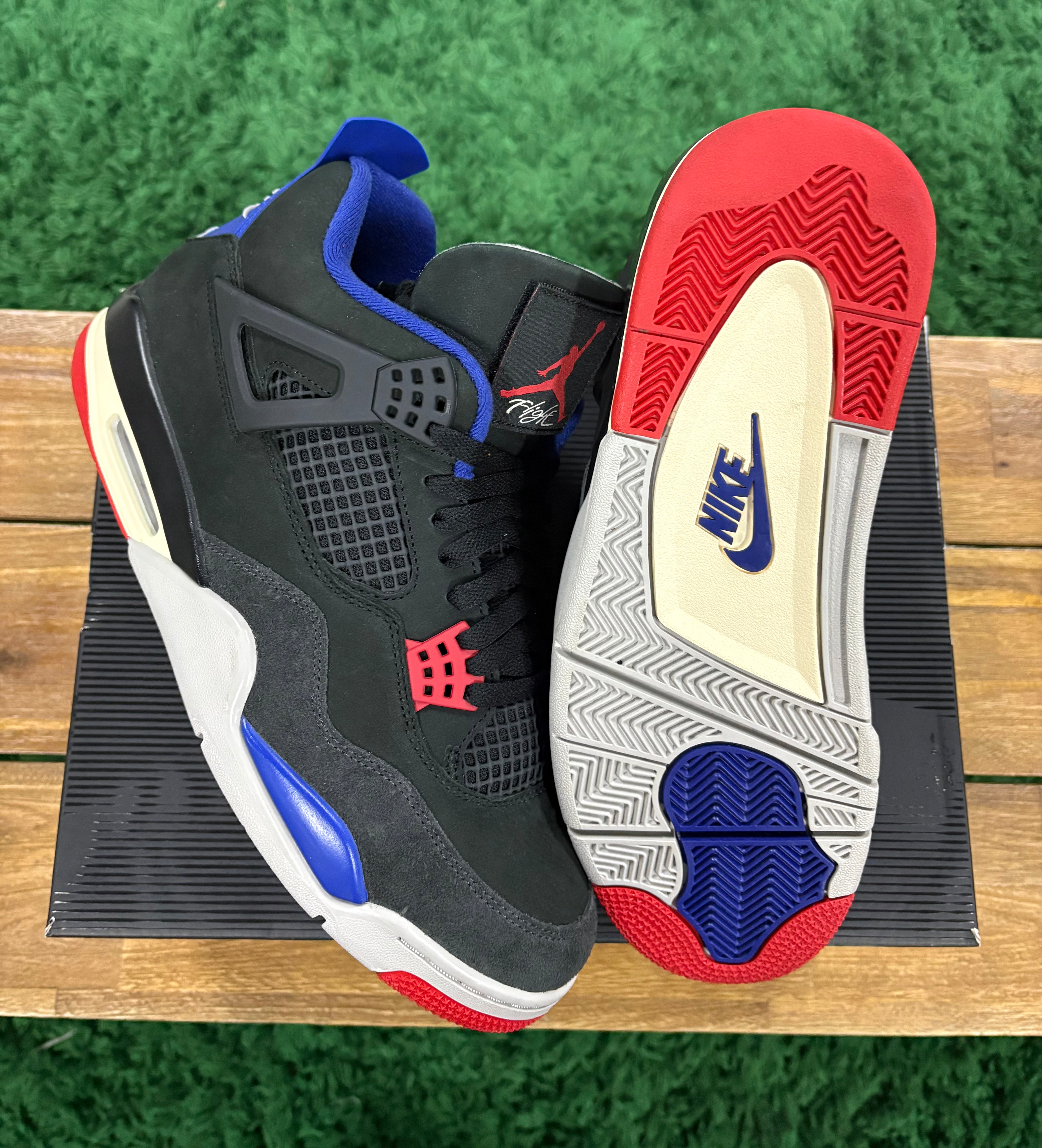 Air Jordan 4 Retro Rare Air