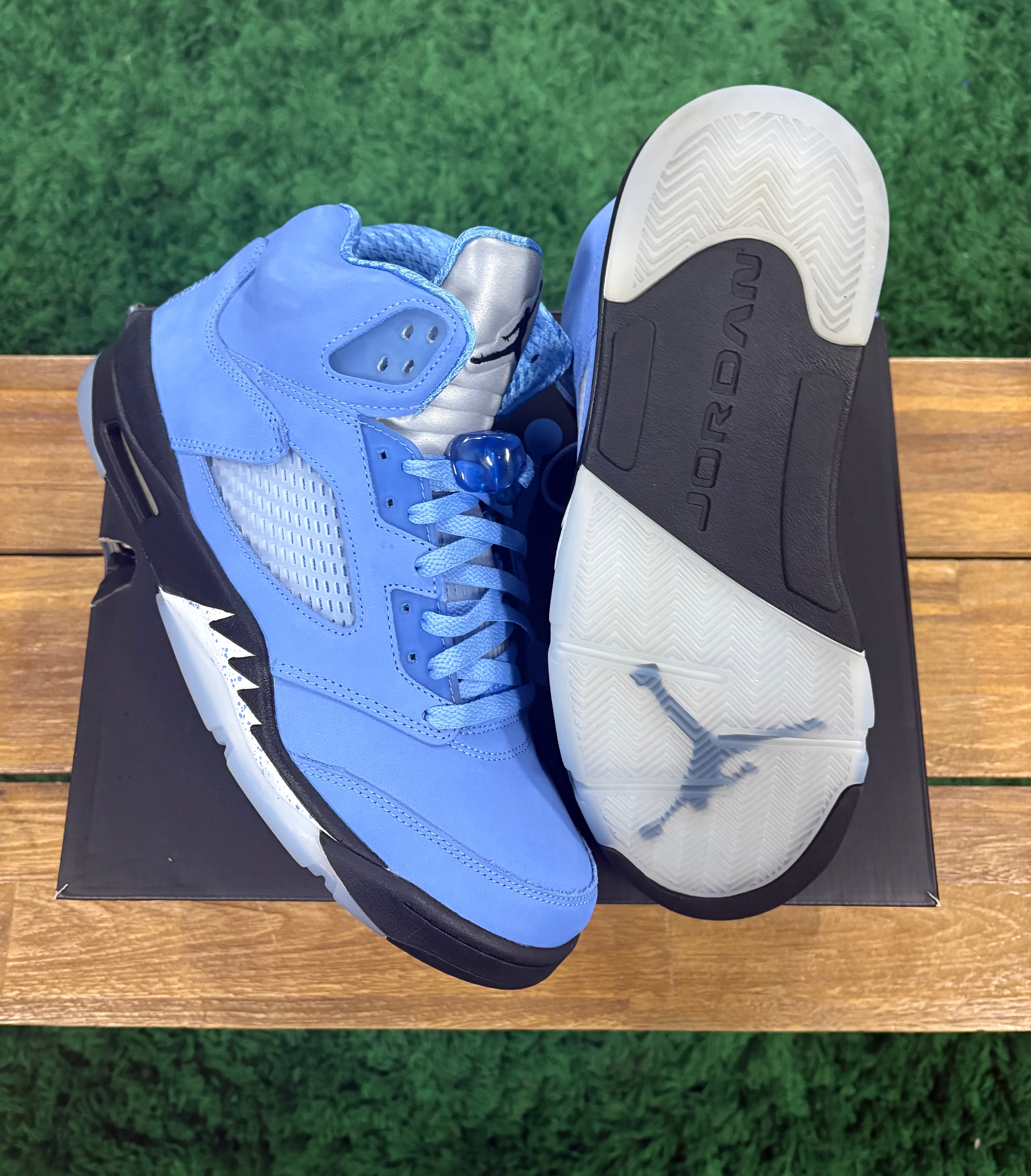 Air Jordan 5 Retro UNC