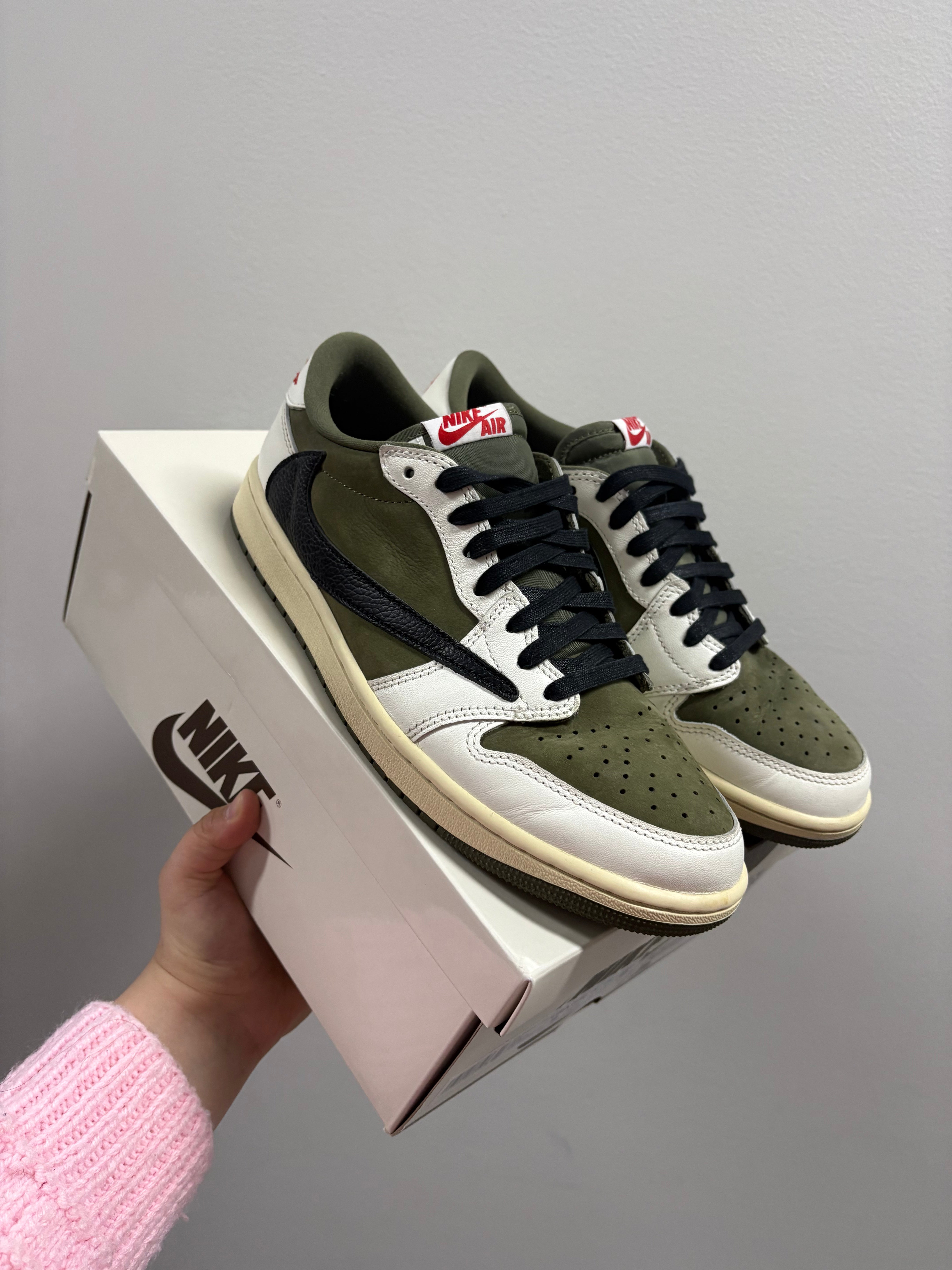 Travis Scott x Air Jordan 1 Low OG SP Medium Olive