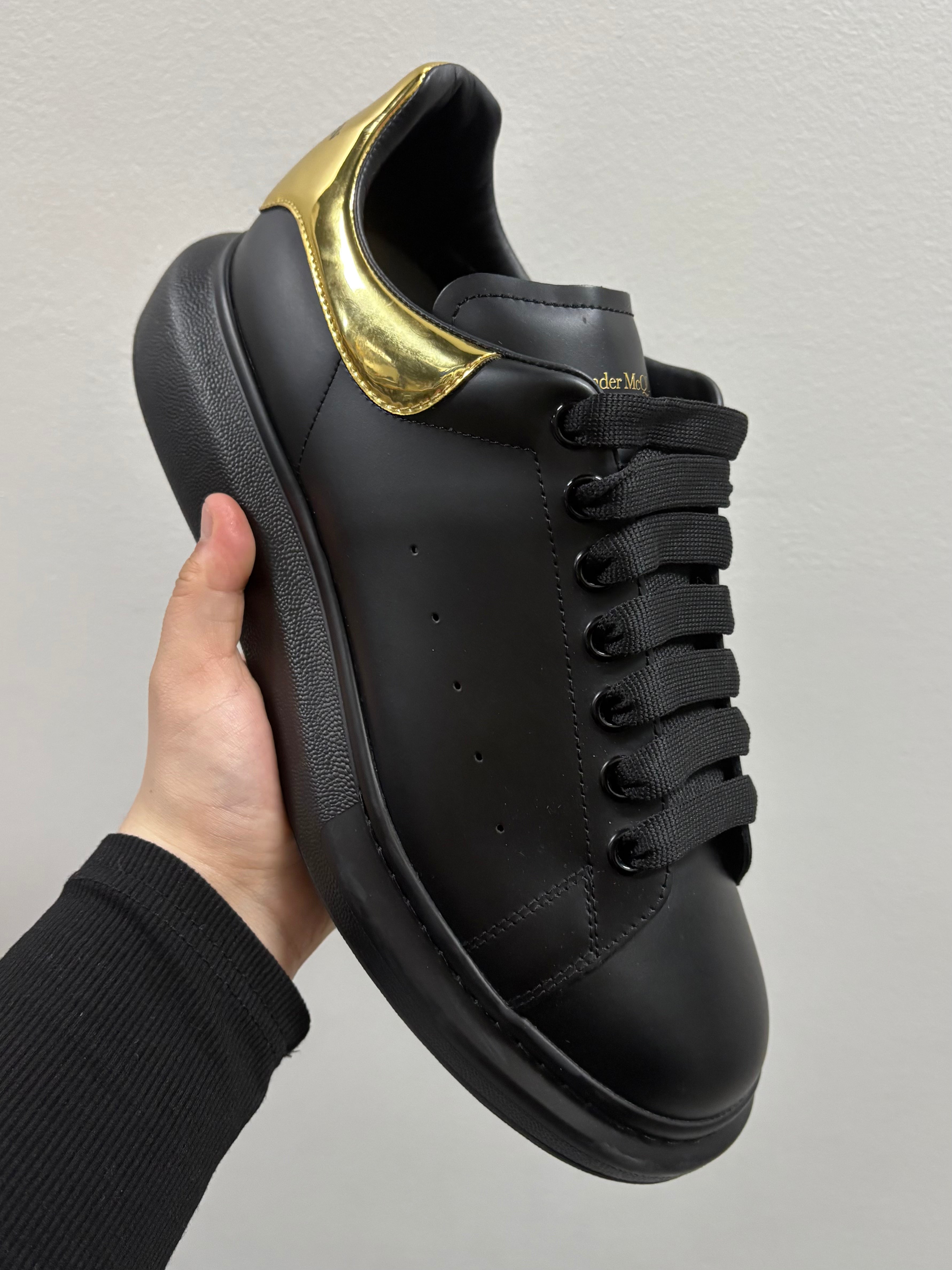 Alexander McQueen Oversized Sneaker Black Gold