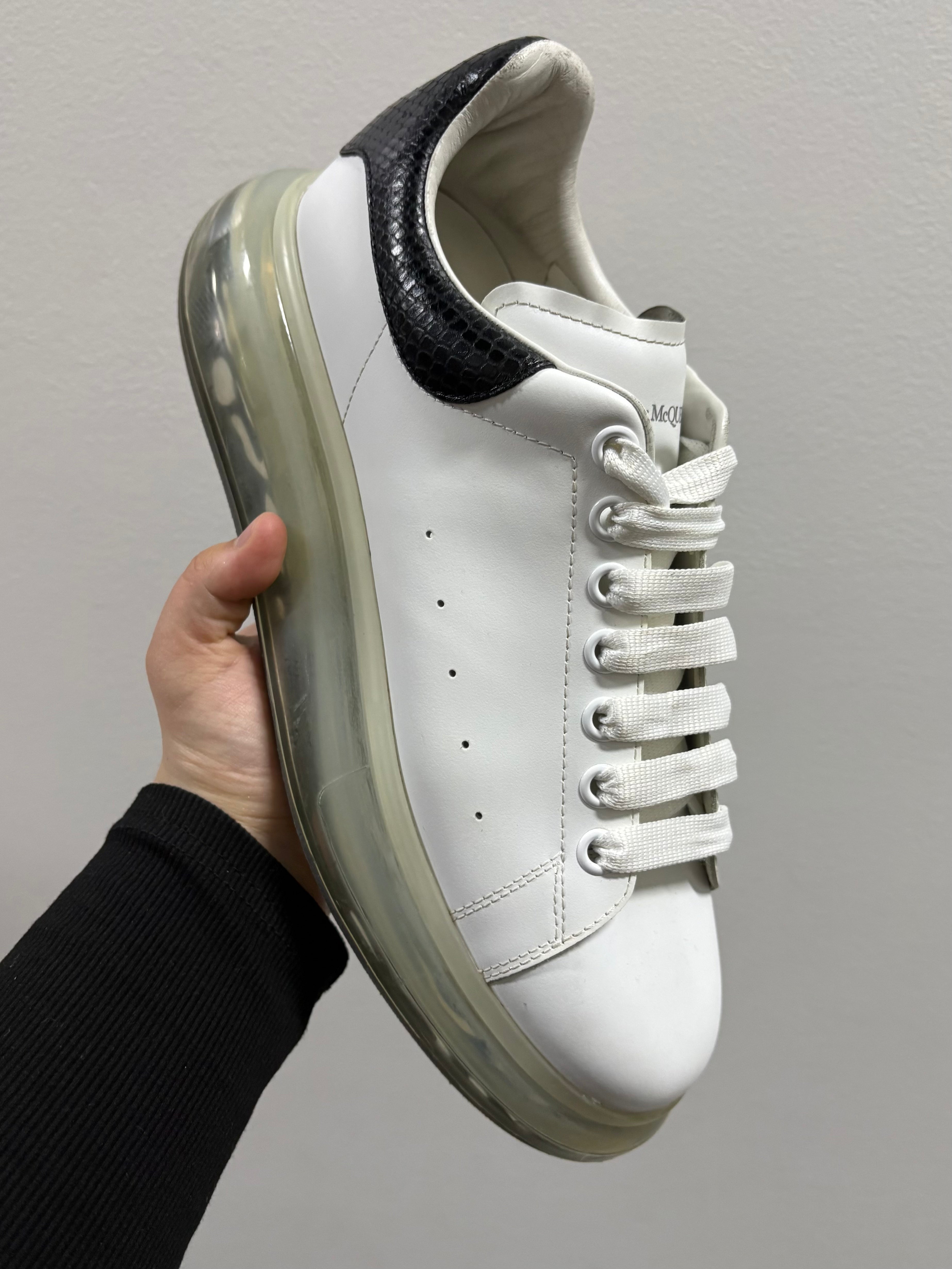 Alexander McQueen Oversized Clear Sole Black