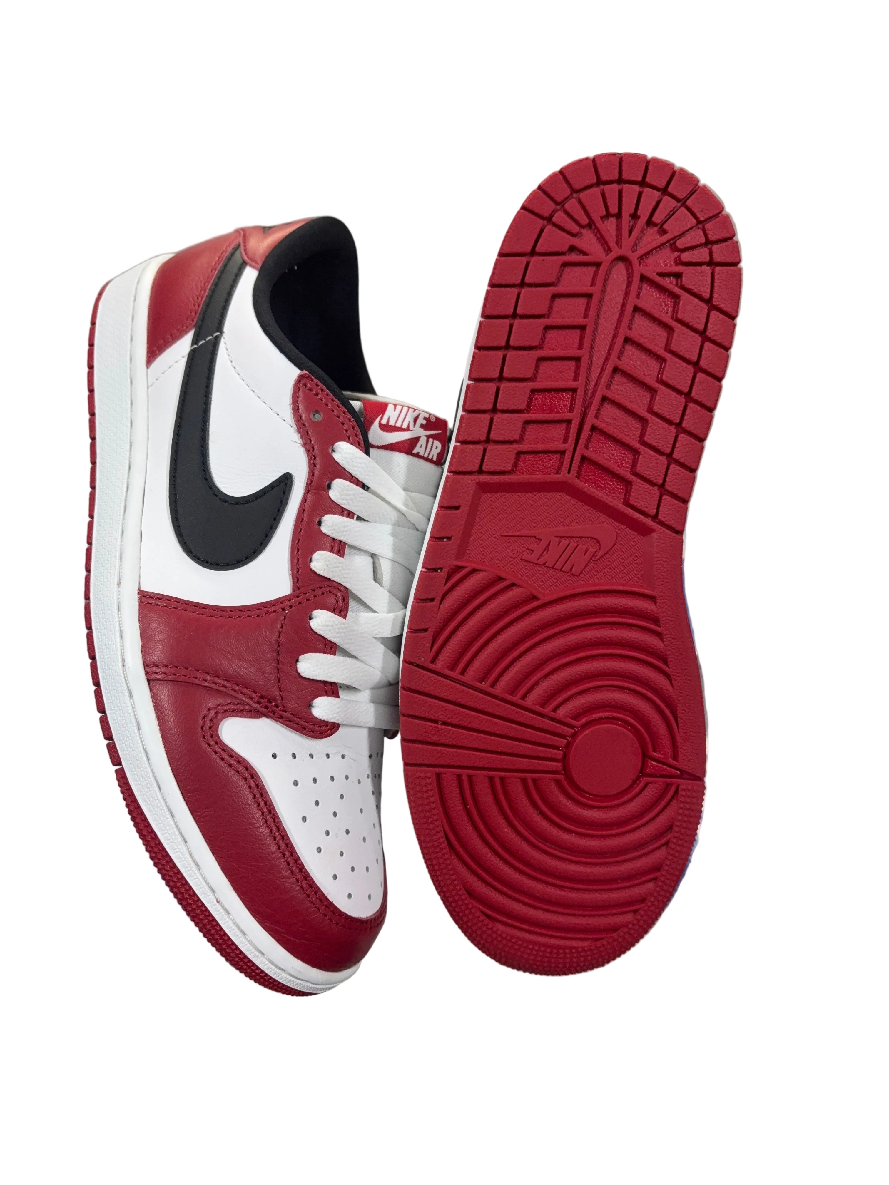 Air Jordan 1 Retro Low OG Chicago 2025