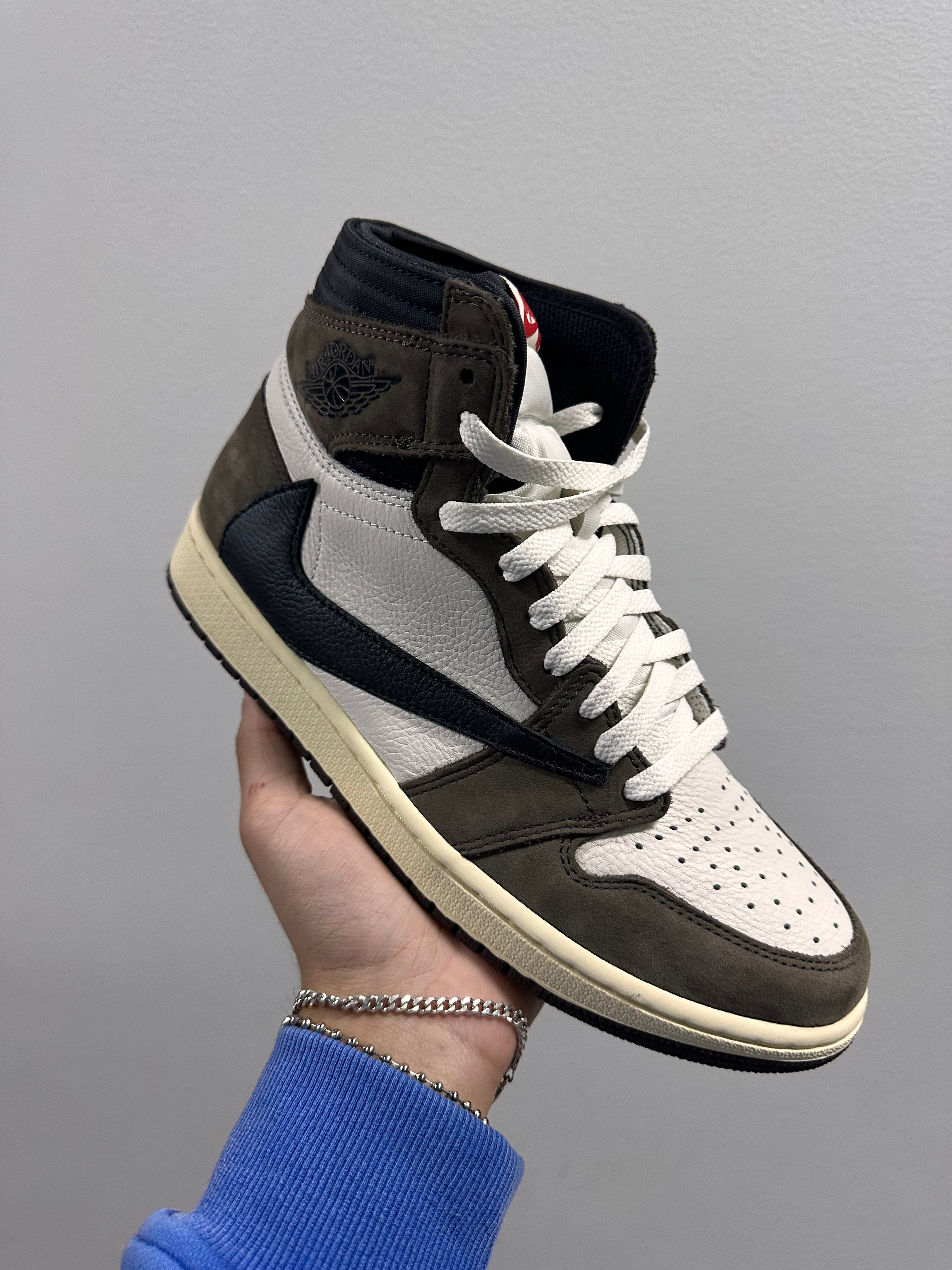 Travis Scott x Air Jordan 1 Retro High OG Mocha