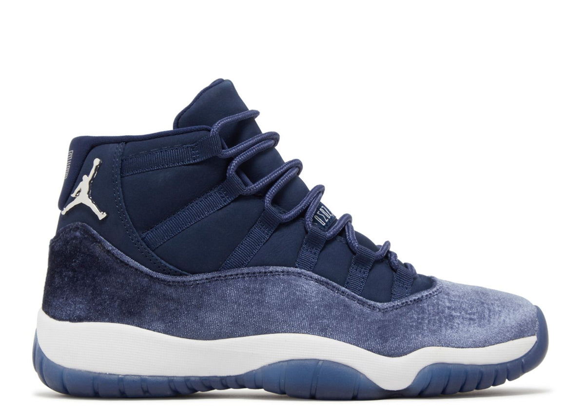 Wmns Air Jordan 11 Retro 'Midnight Navy Velvet'